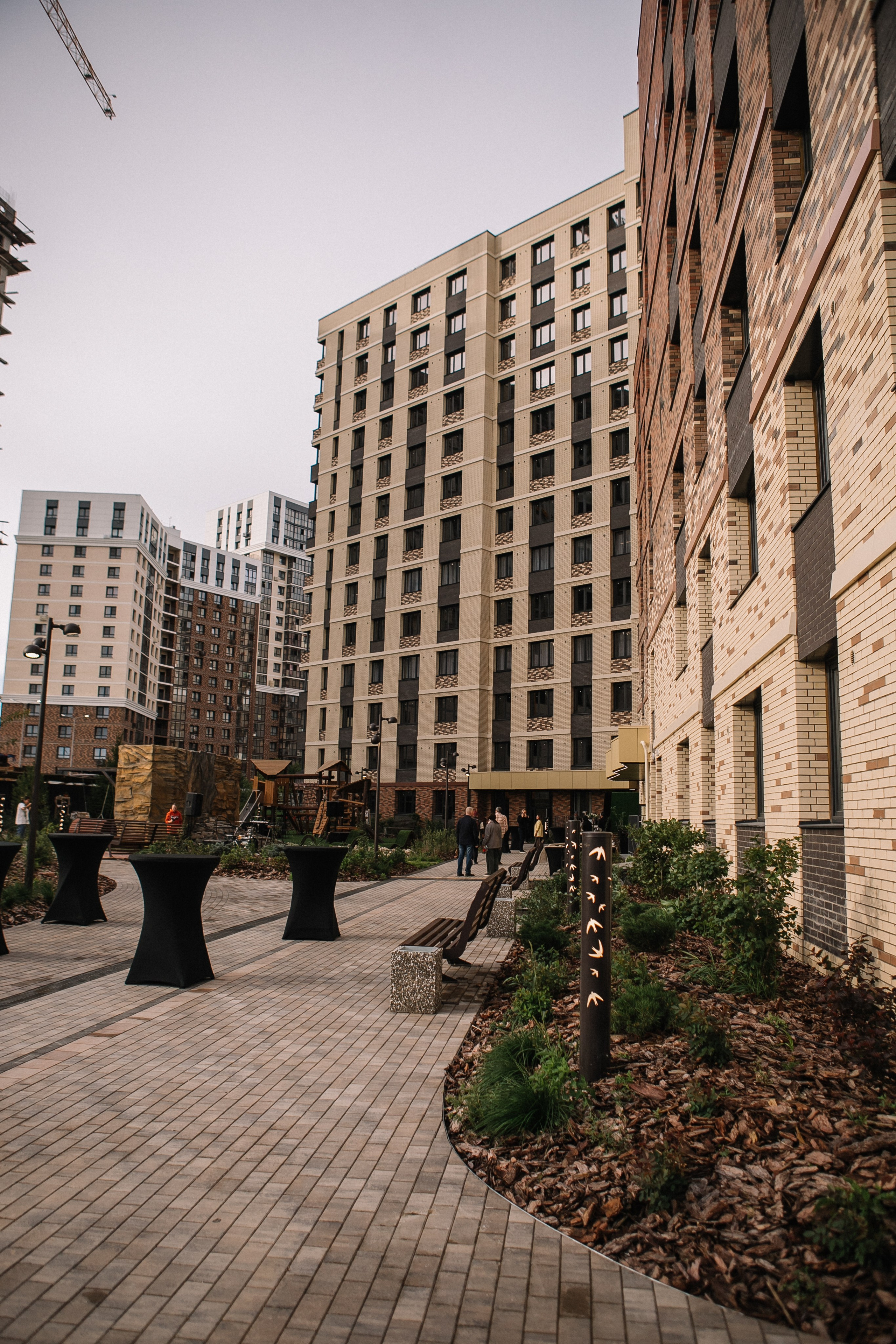 Презентация в квартал стрижи от Восток Центр Иркутск. Фотограф в Иркутске Анастасия Кись. Студийная фотосессия беременности в тканях Иркутск. Семейная фотосессия, ПОРТРЕТ «ПОКОЛЕНИЕ»