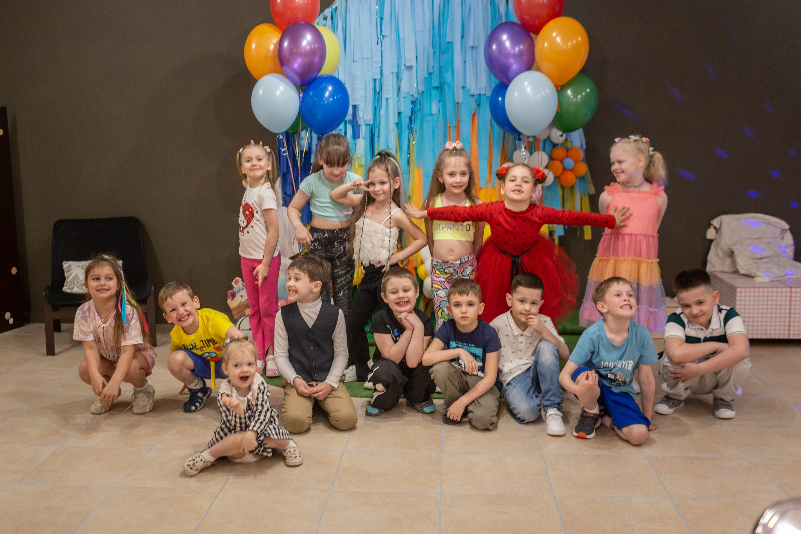 Выпускной ДС № 100_2024 год. Семейный фотограф в Санкт-Петербурге