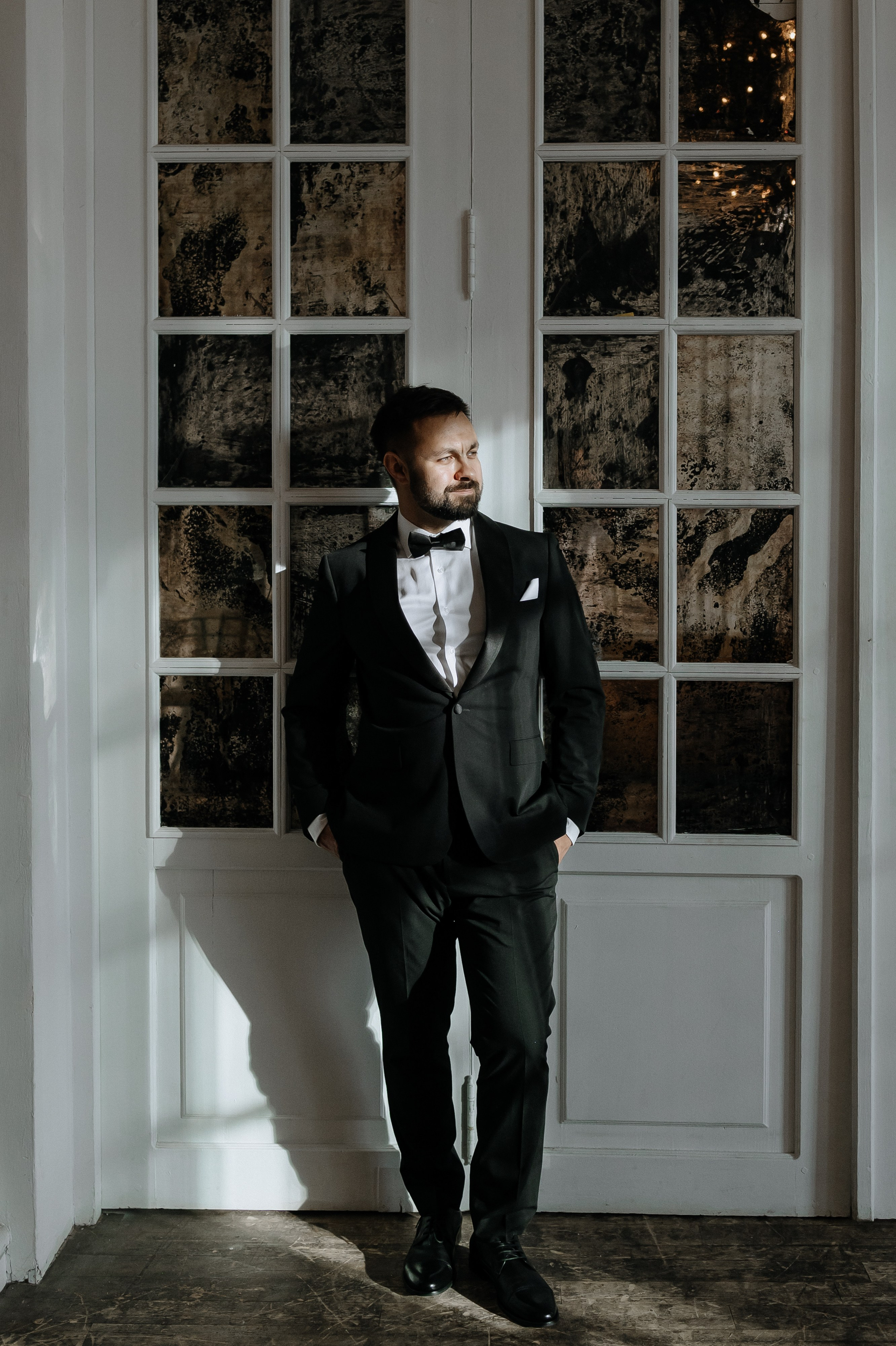 Регистрация брака и фотосессия в Особняке Royal. Свадебный фотограф Москва — Сергей и Татьяна