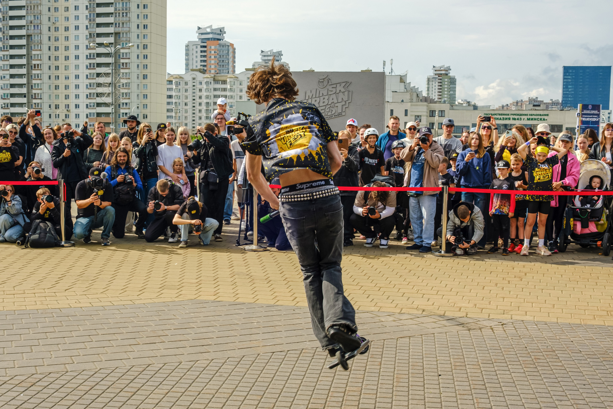 Urban Fest. Https://www.instagram.com/paparrazzio