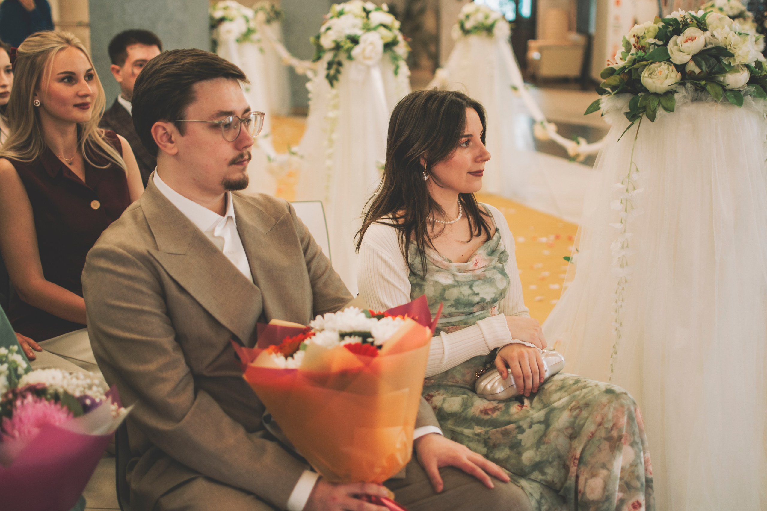 Альберт и Анастасия (Студийная фотосессия, роспись в ДК Нефтяник + фотосессия с гостями). Семейный и свадебный фотограф Губкинский и Ставрополь