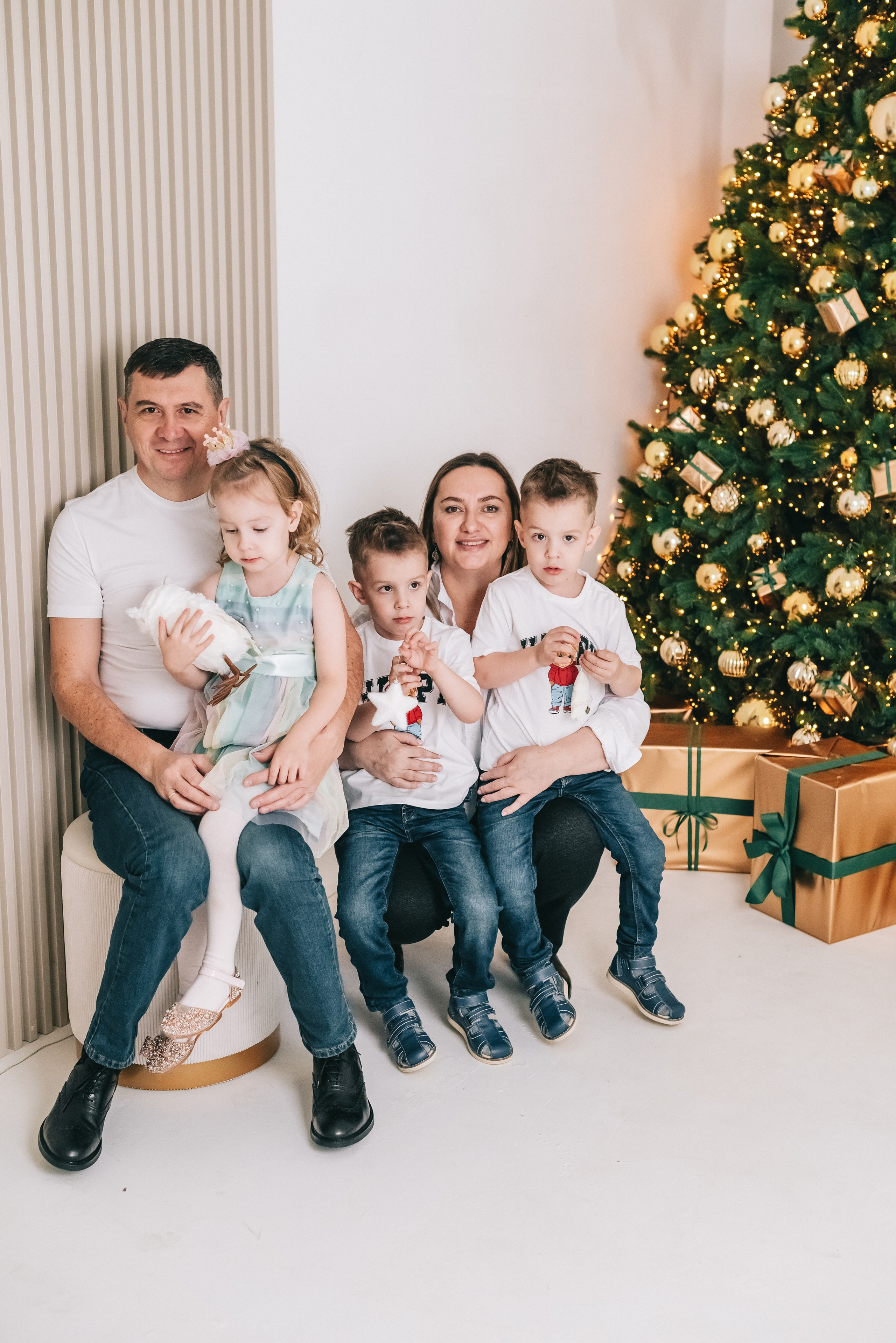 Новогодняя семейная фотосессия Кемерово