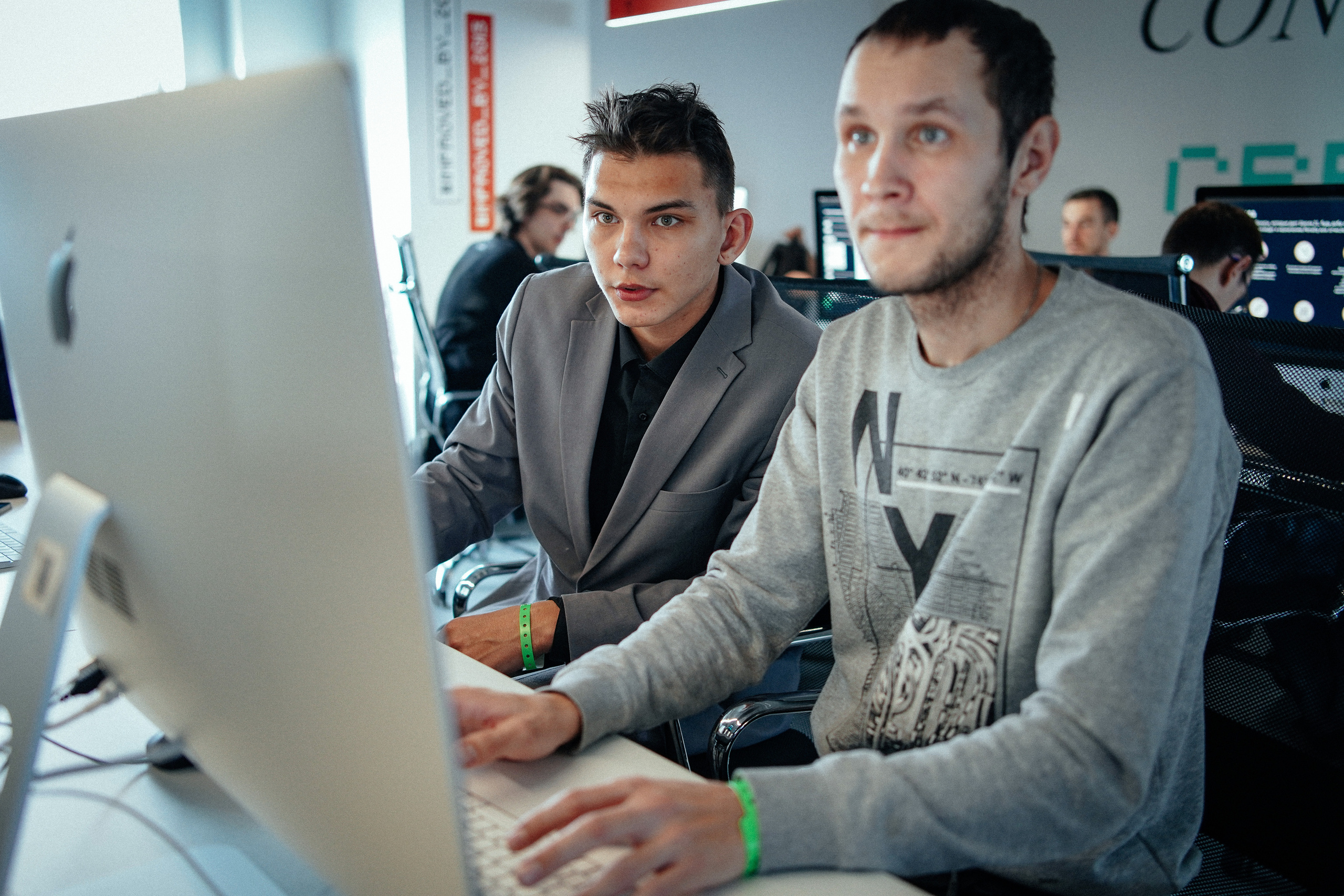 Запуск потока в 21School. Репортажный фотограф в Новосибирске. Алексей Гриценко