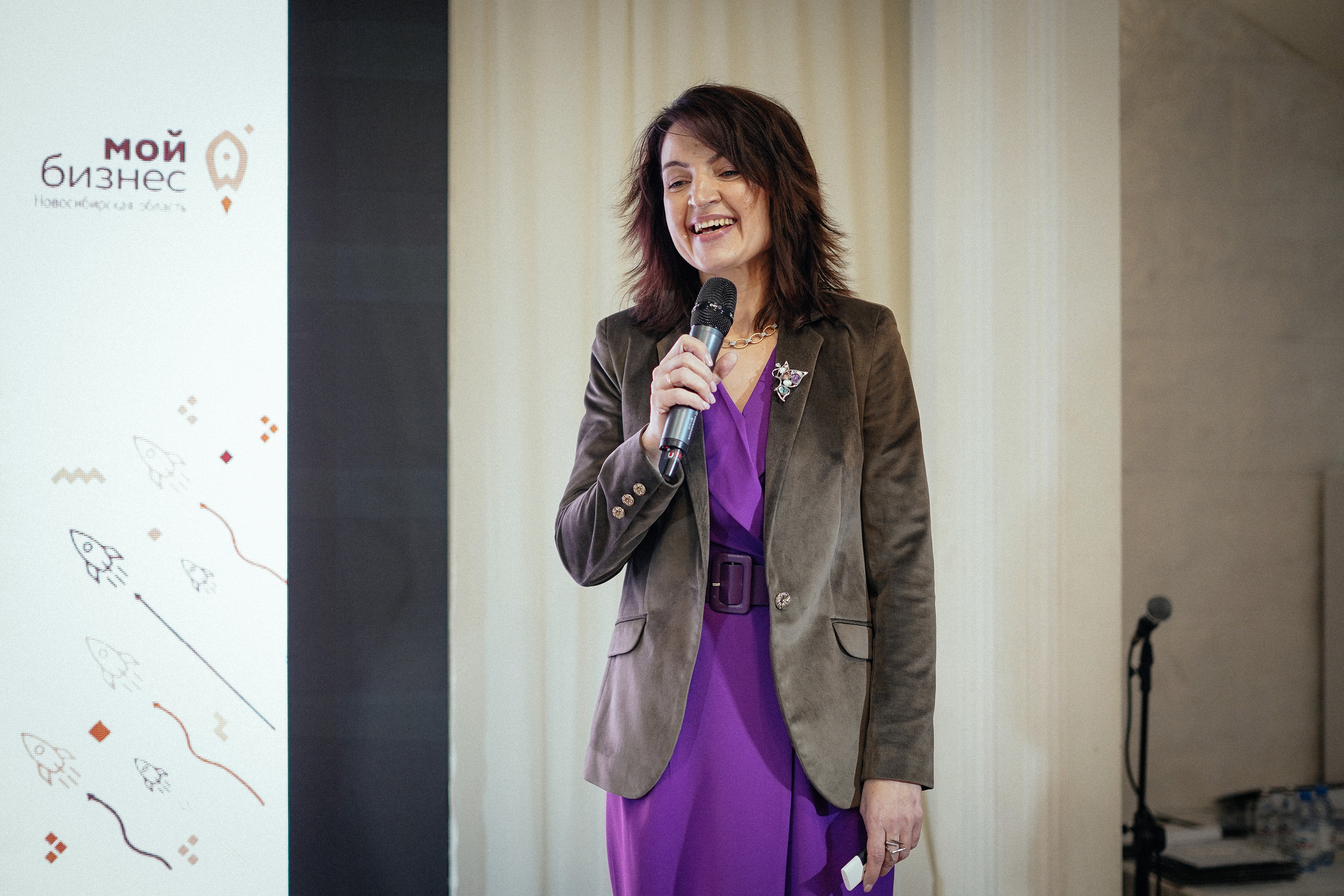 Бизнес-форум. Репортажный фотограф в Новосибирске. Алексей Гриценко