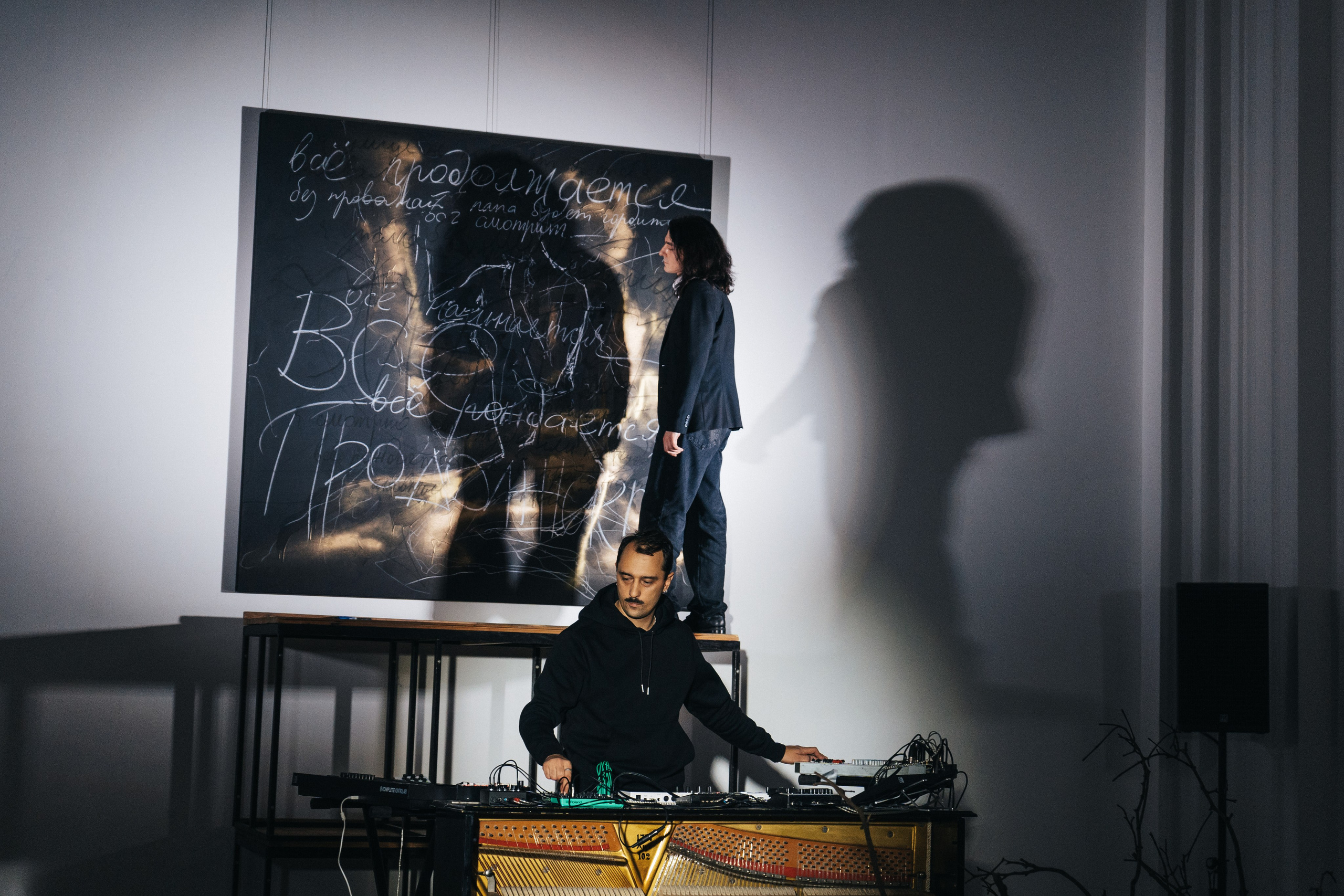 Выставка Юрия Литарова. Всё рождается. Всё продолжается. Портретный фотограф Нижний Новгород