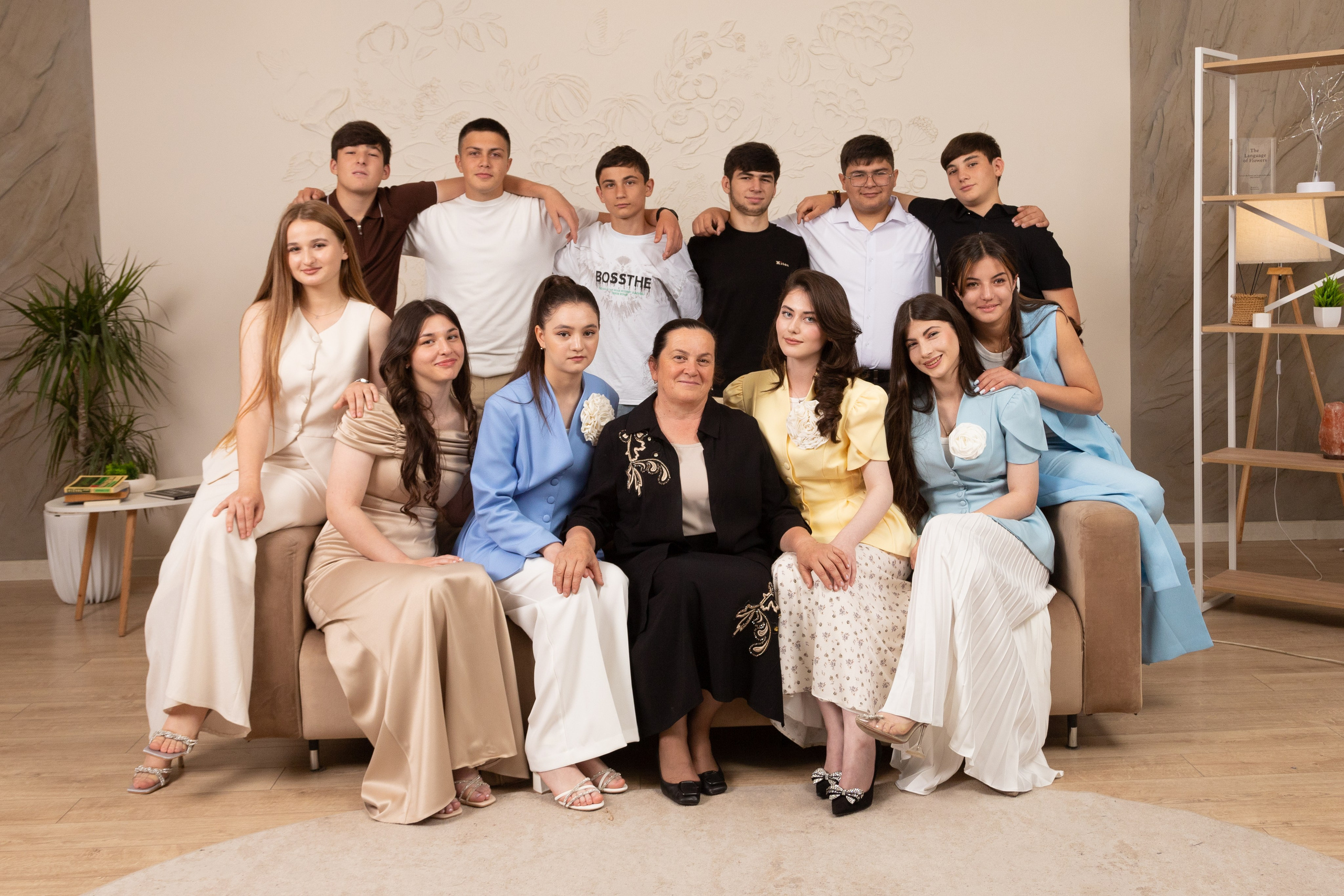 9  и 11 классы. Школьный фотограф в г. Нальчик Галимат Абитова