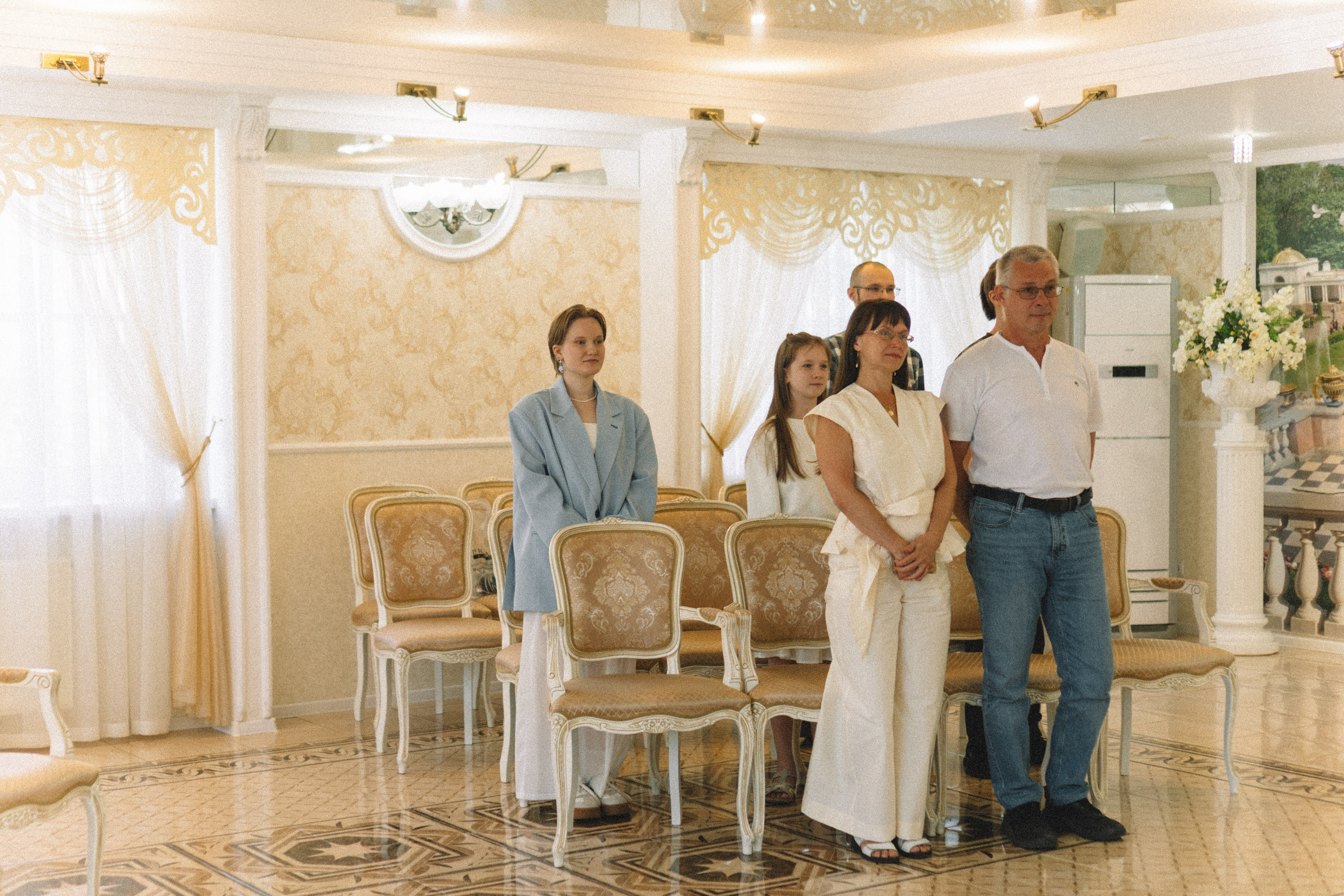 СВАДЕБНАЯ СЬЕМКА В ПЕТЕРГОФЕ И СЬЕМКА РЕПОРТАЖА В ЗАГСЕ ПЕТЕРГОФА. Профессиональный фотограф, Санкт-Петербург — Виктория Богомолова