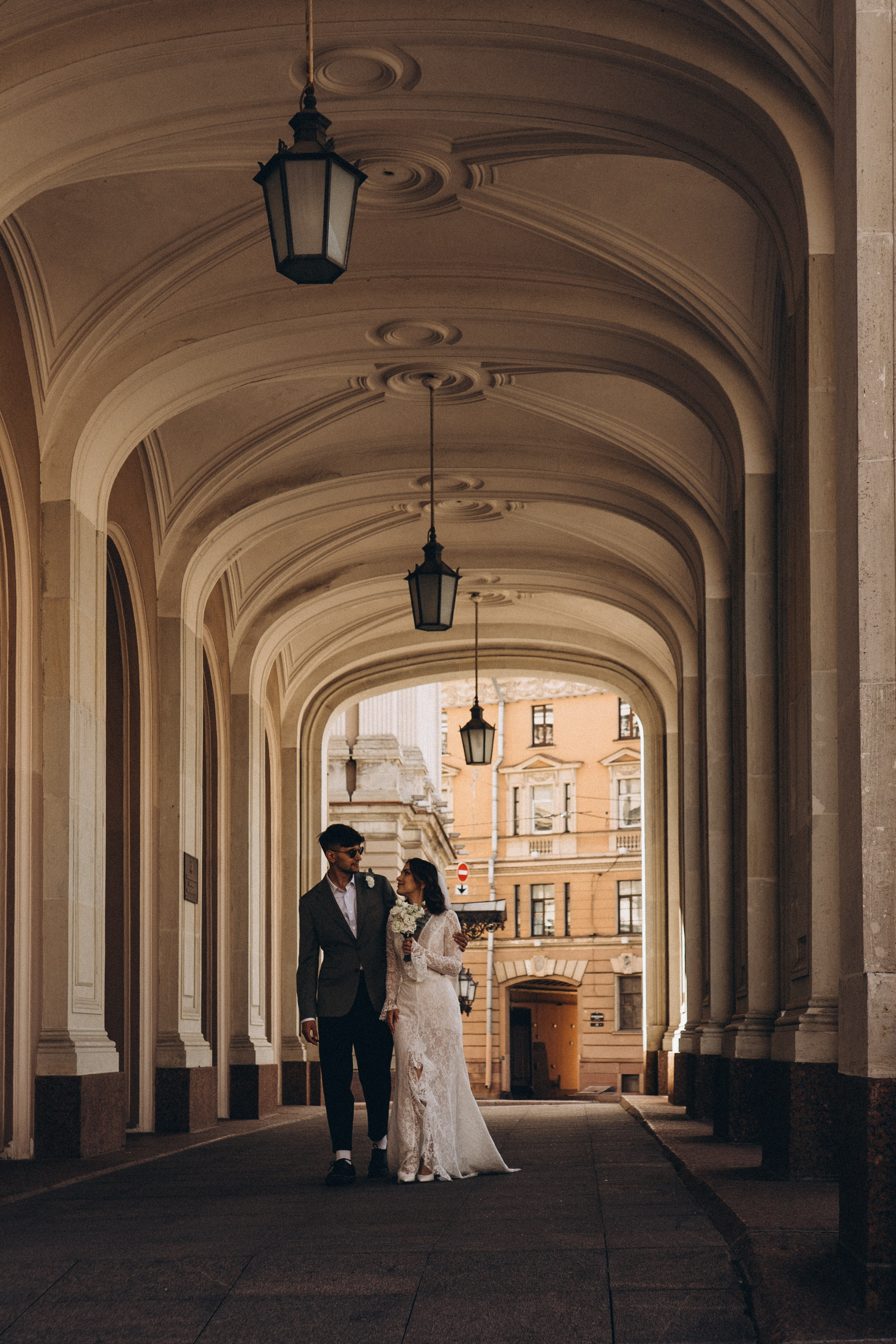 СВАДЕБНАЯ ПРОГУЛКА ВОЗЕ ИСАИКЕВСКОГО СОБОРА АСТОРИИ И ЗАКОНОДАЛЕТНОГО СОБРАНИЯ. Профессиональный фотограф, Санкт-Петербург — Виктория Богомолова