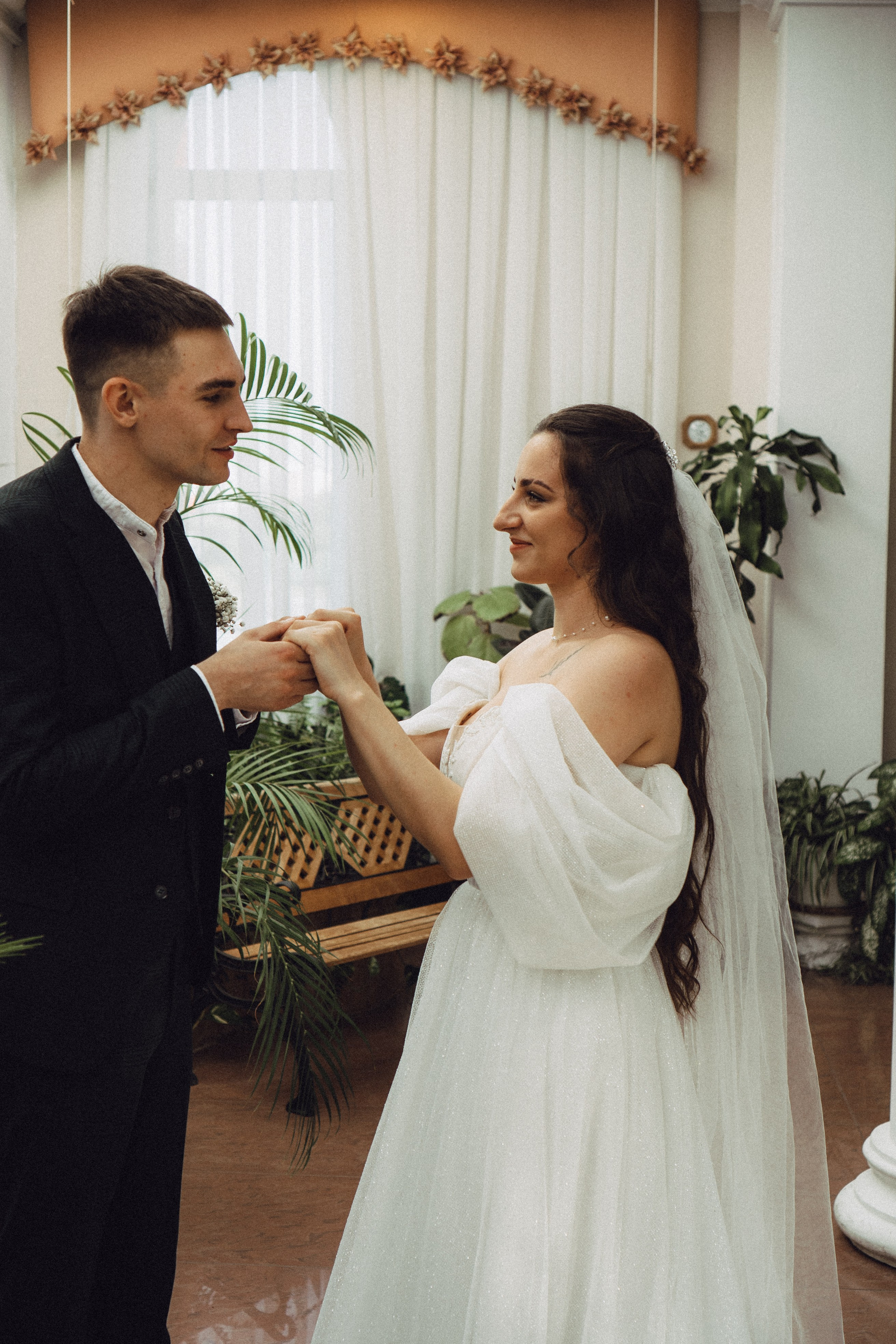 СВАДЕБНАЯ СЬЕМК В ПАРКЕ 300-ЛЕТИЯ. Профессиональный фотограф, Санкт-Петербург — Виктория Богомолова