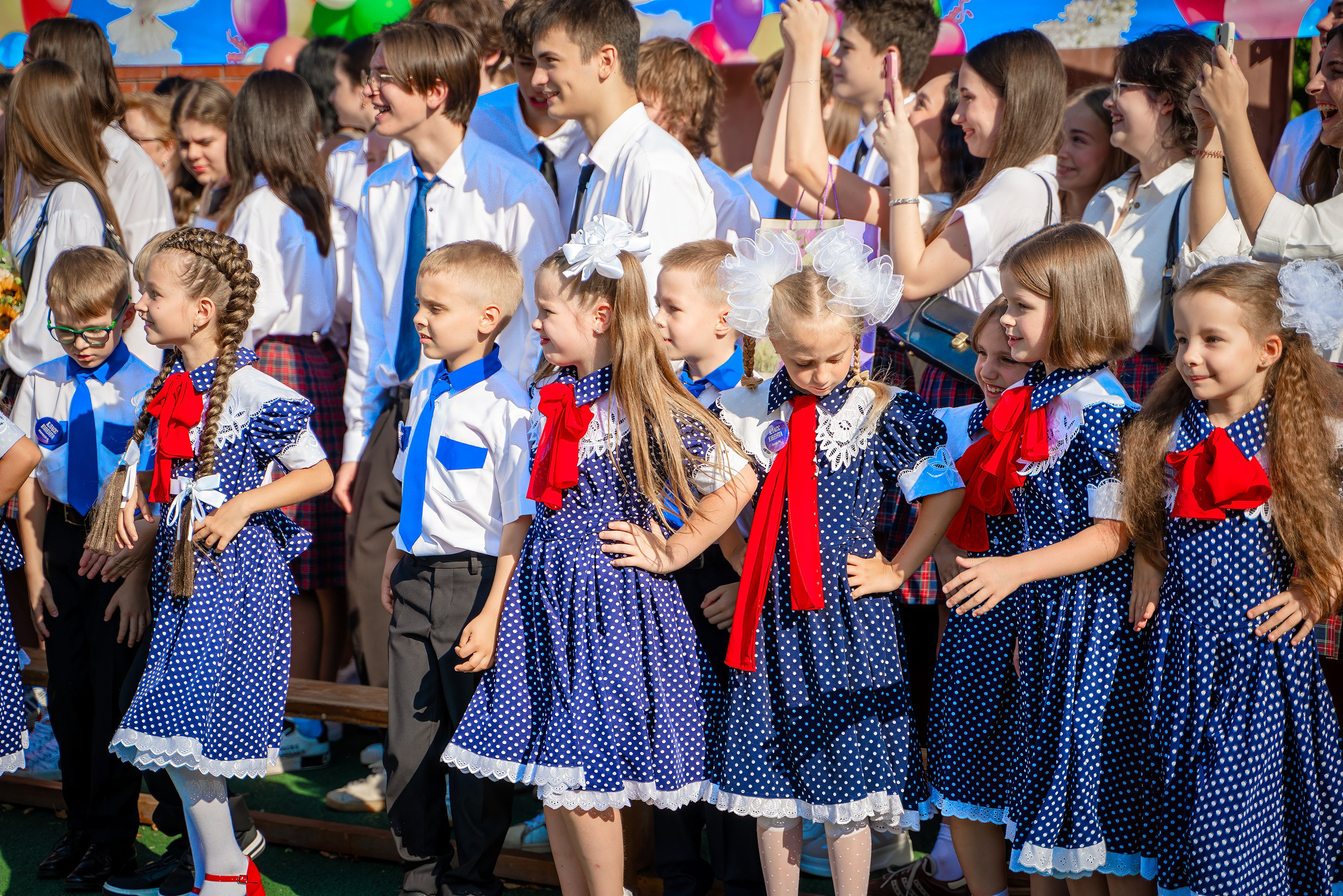 1Сентября_ ЮВЕНТА 1кл_Гимназия 92. Фотографы из солнечного Краснодара Вадим и Надежда Митус