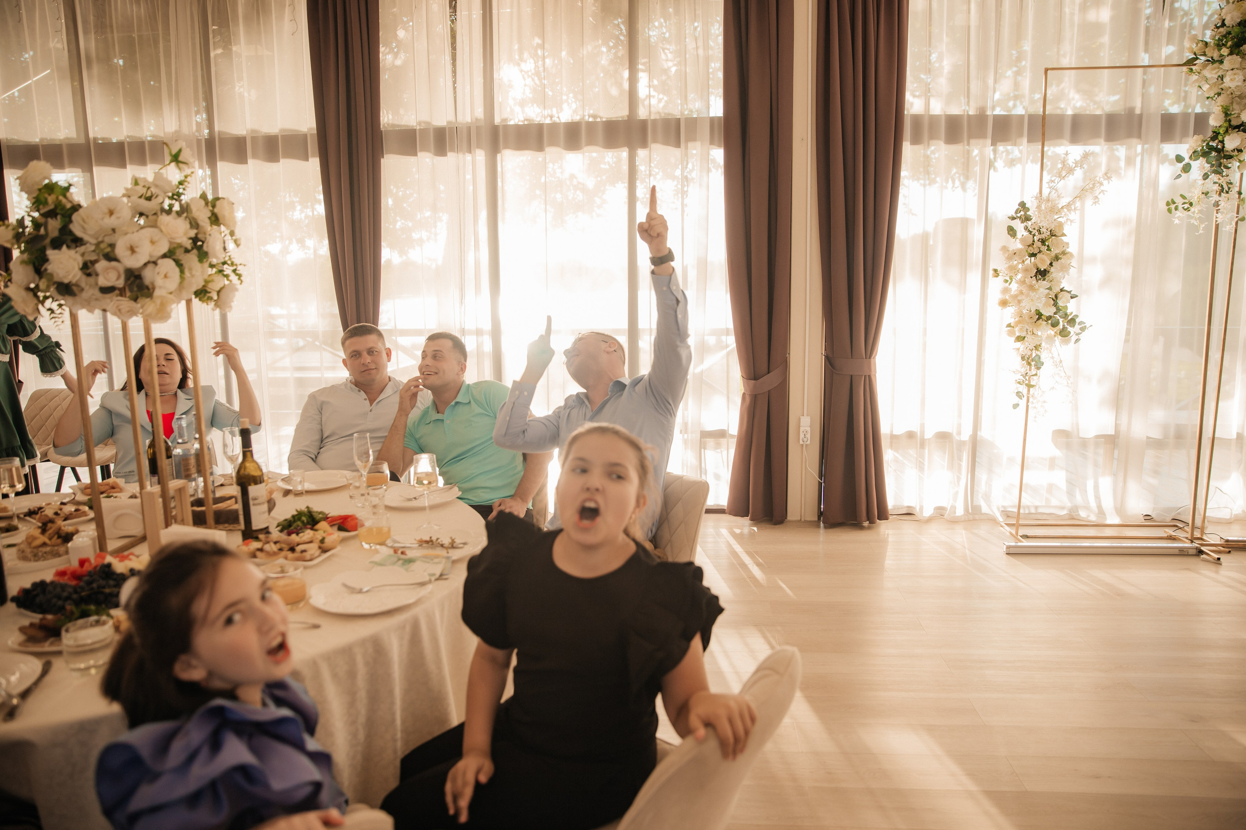 Wedding «Sunlight». Свадебные фотограф и видеограф Наталья и Анатолий Новиковы СПб