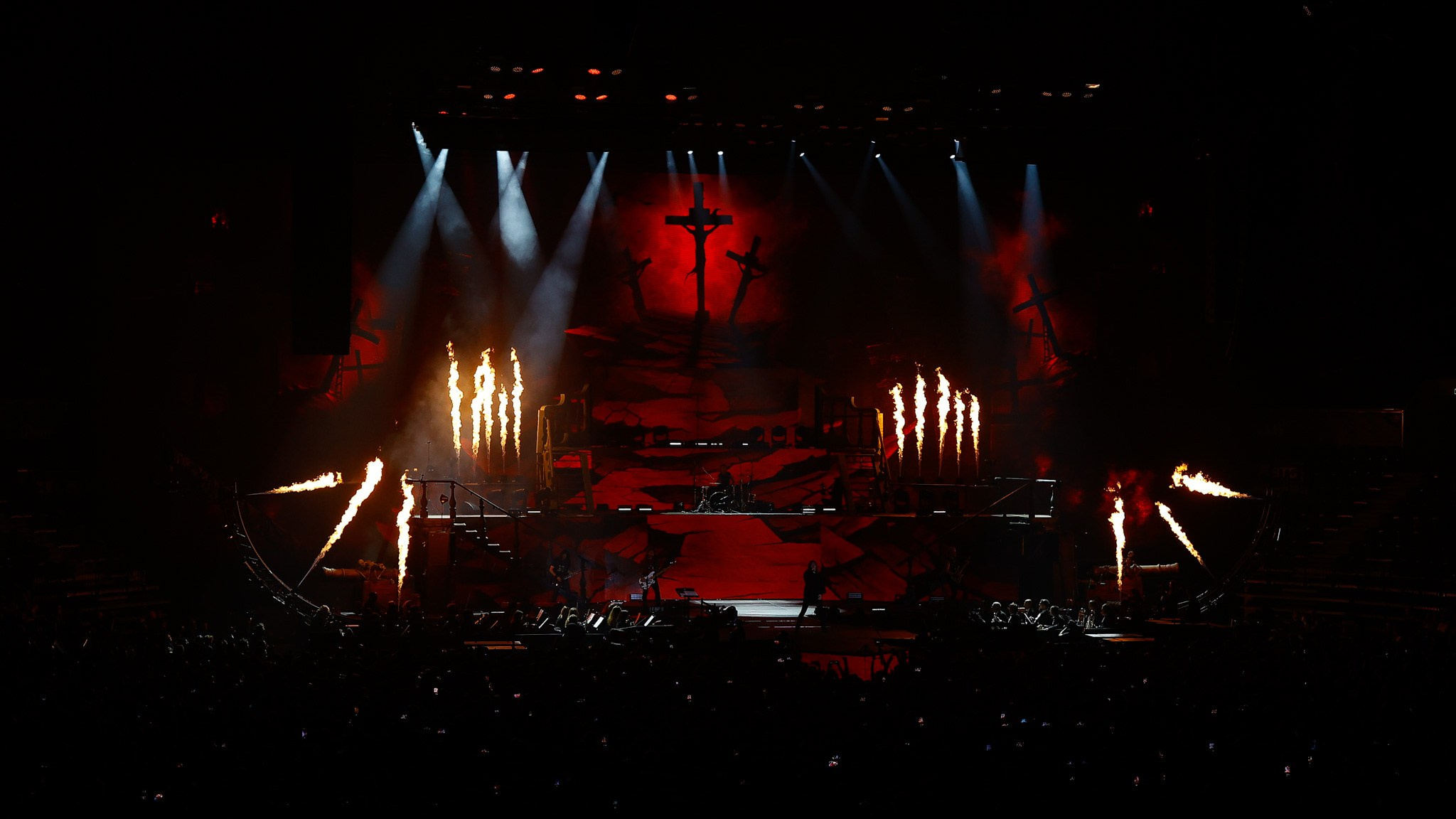 ШОУ ГОСТЬ ИЗ ЦАРСТВА ТЕНЕЙ (АРИЯ)