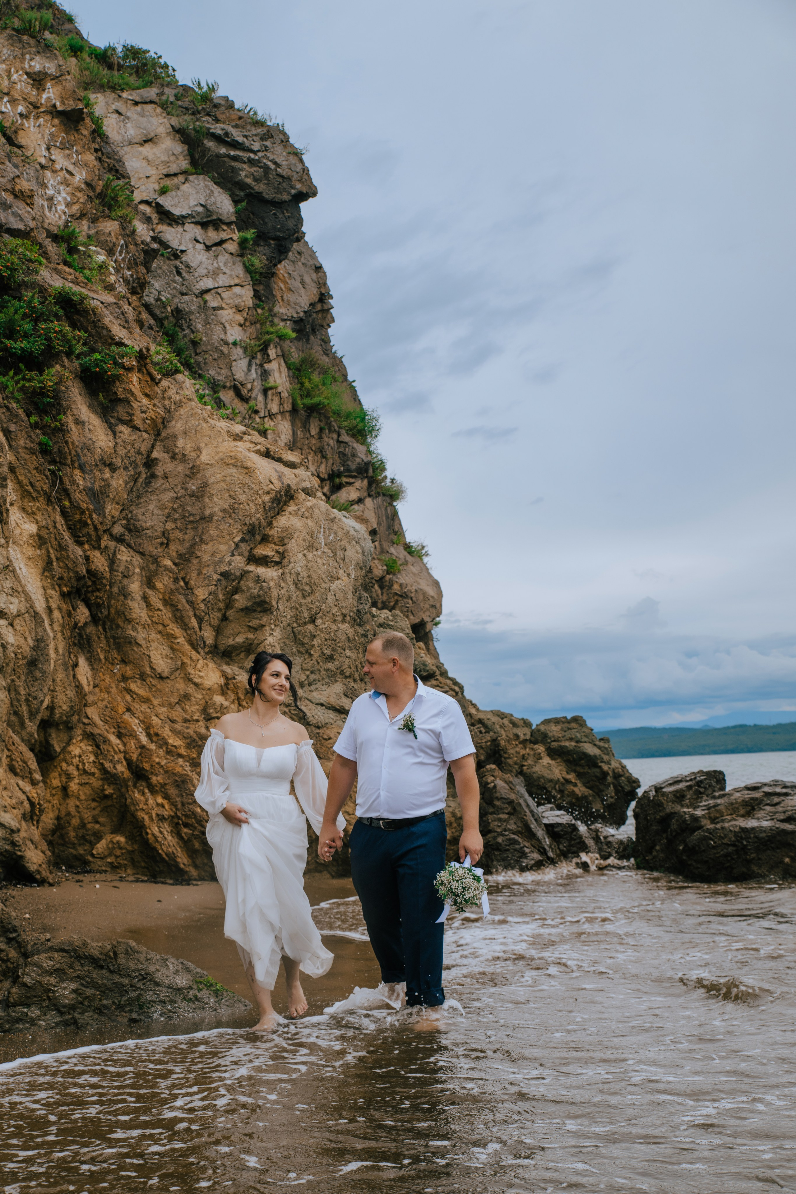 Олеся и Алексей 09.08.25. Фотограф Ярмишко Дарья. Выпускные фотокниги