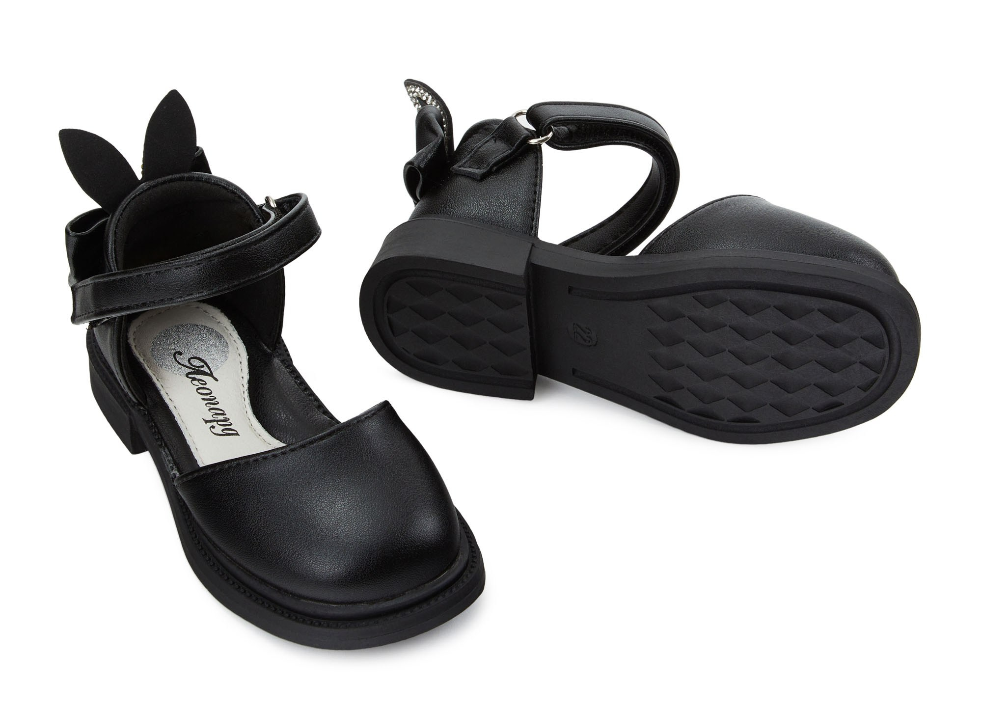 Обувь. Предметный фотограф Москва l Московская область Юрий Козырев