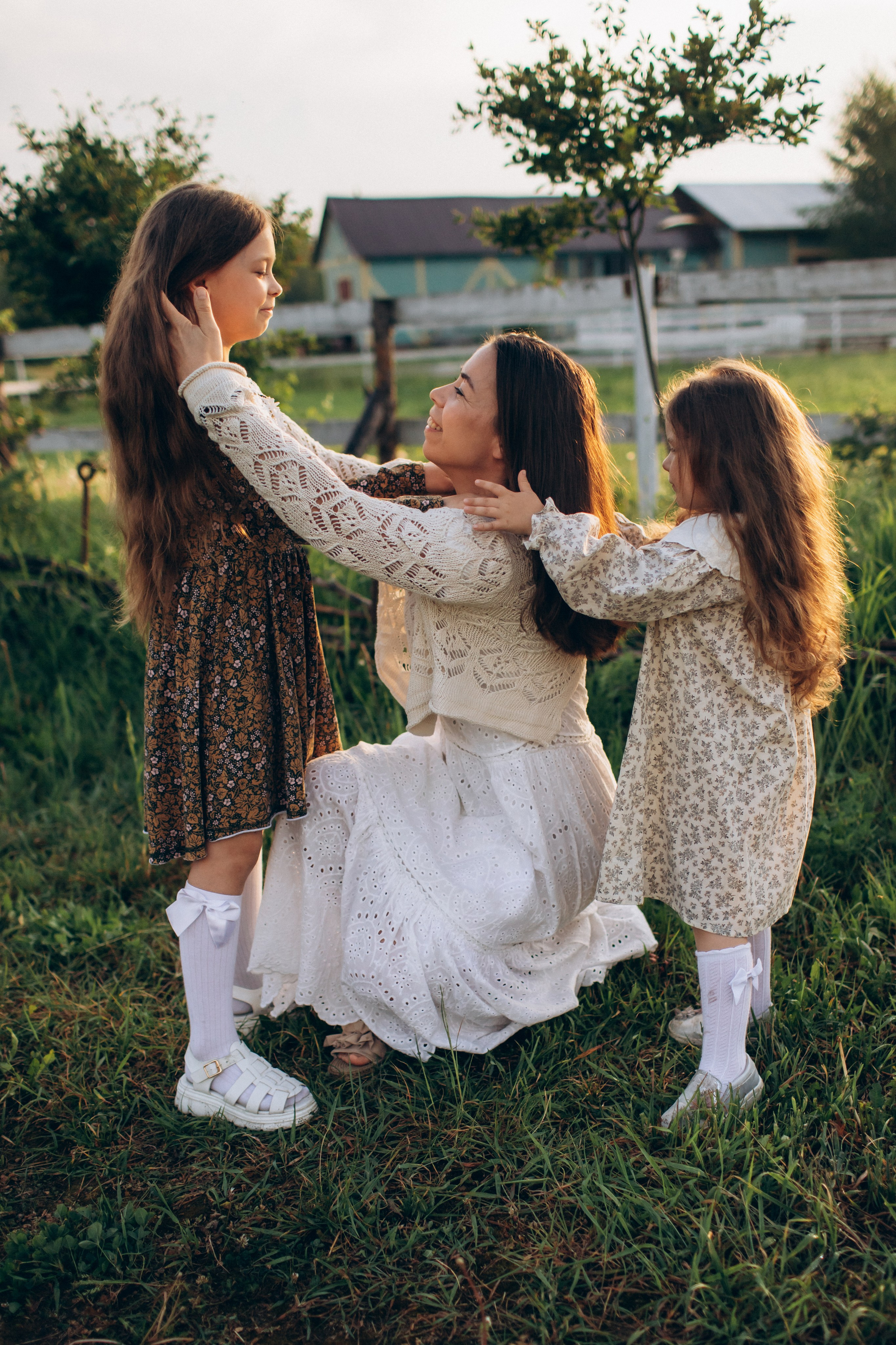 Катюша с дочками. Семейный фотограф в Москве и Московской области Лазутина Валентина