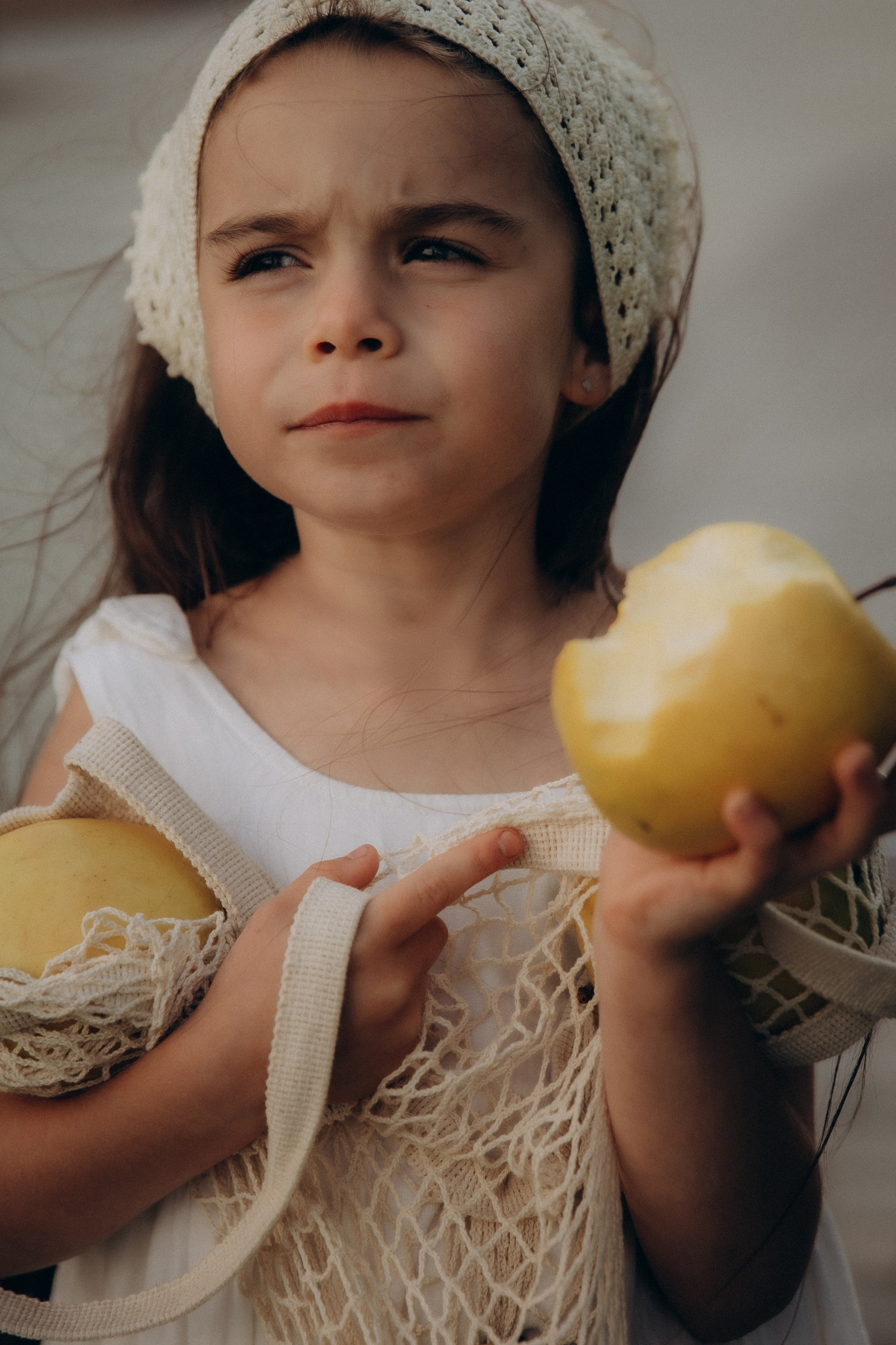 Прогулка с Яблочным перекусом. Фотограф  Челябинск Варвара Шарапова