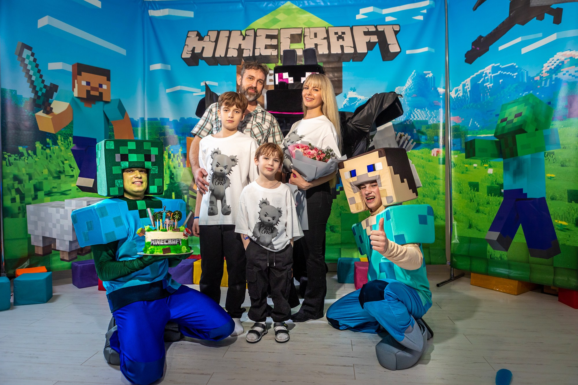День Рождения Вовы в стиле майкрафт. Фотограф в Оренбурге. Профессиональный фотограф