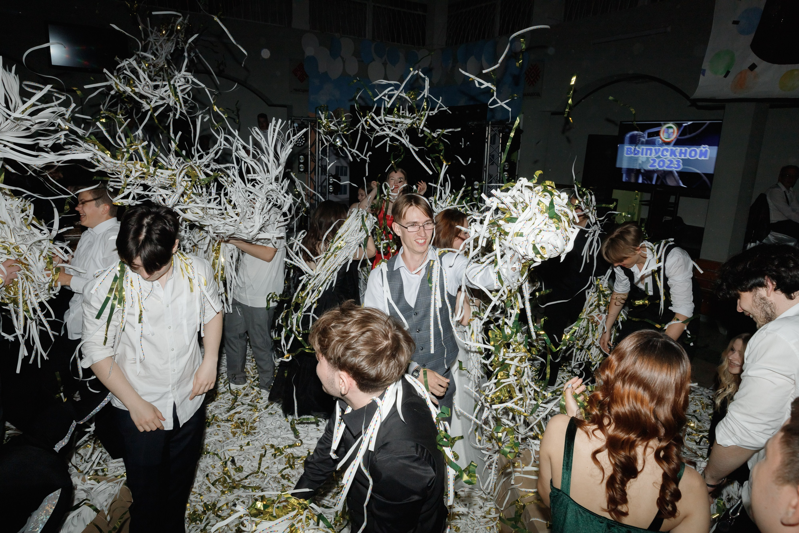 Школьный выпускной 2023 год в Минске. Свадебный фотограф в Минске/Беларуси Сергей Спиридонов
