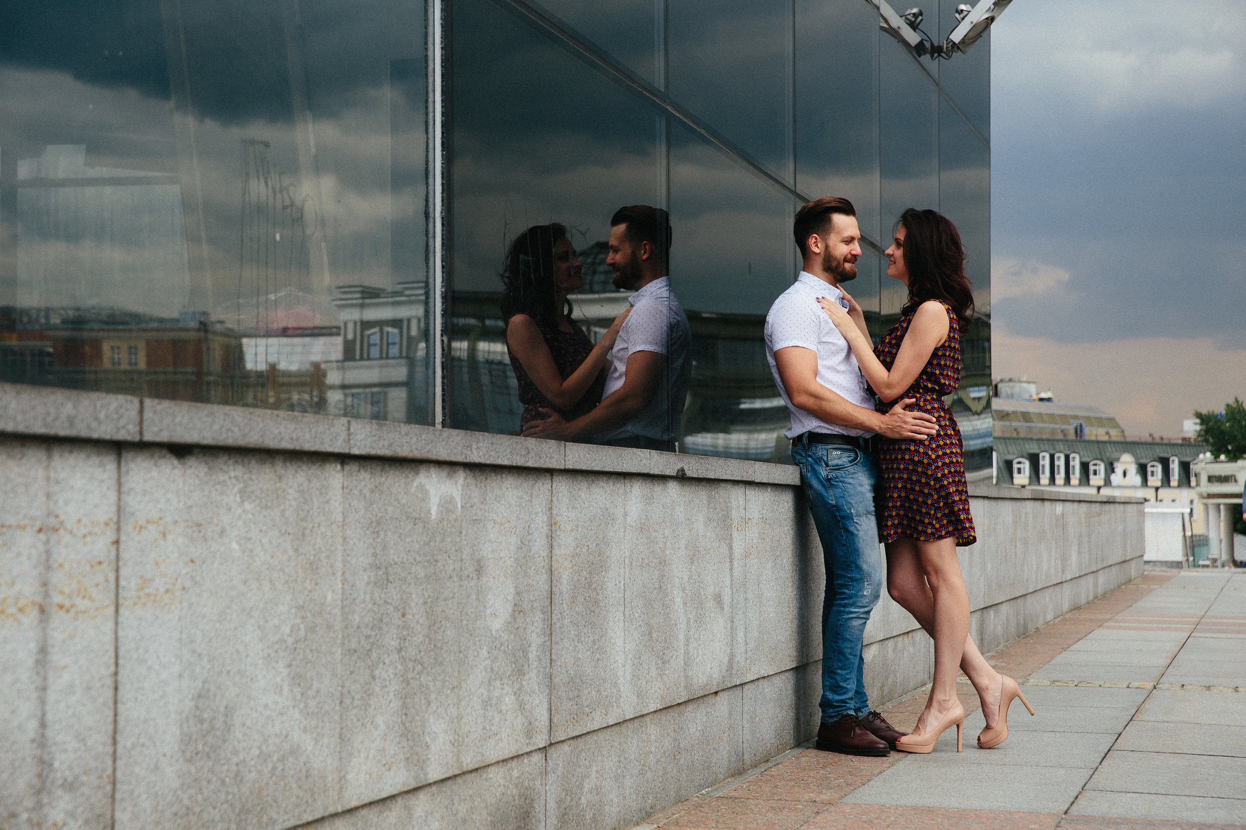 Алёна и Валентин. Прогулка в городе. Александр Чернин. Семейный и событийный фотограф