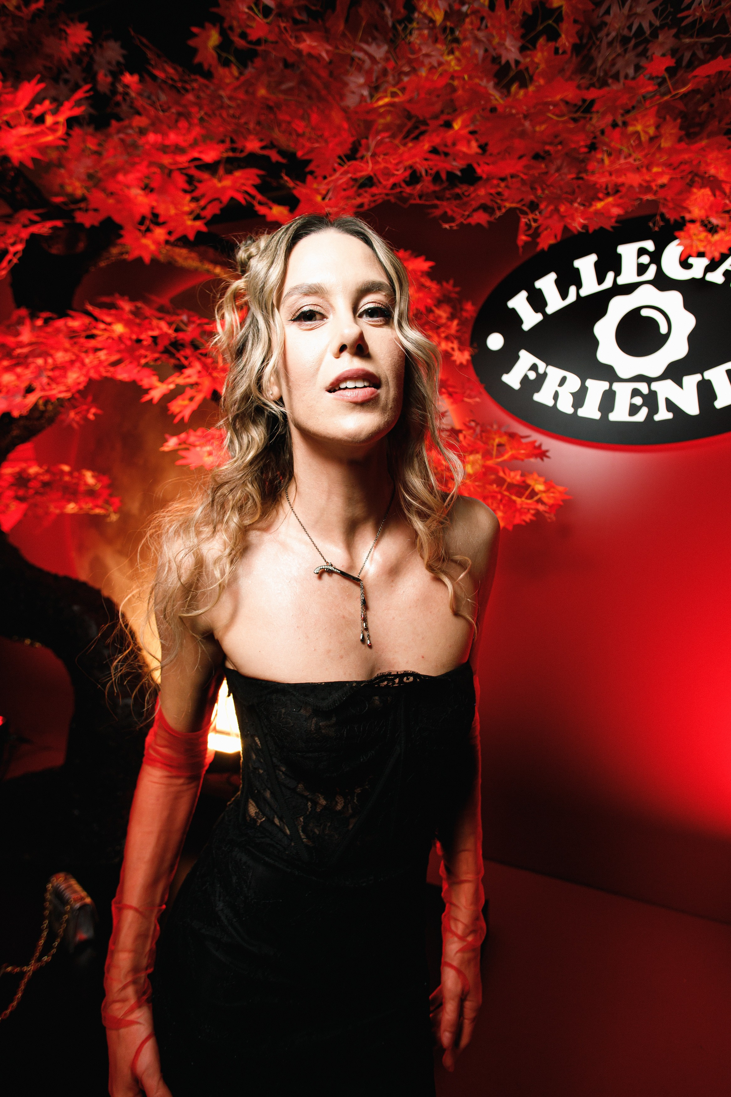 ILLEGAL FRIENDS | ASIA. СВОИ. ФОТООТЧЕТЫ-СОБЫТИЯ-МЕСТА