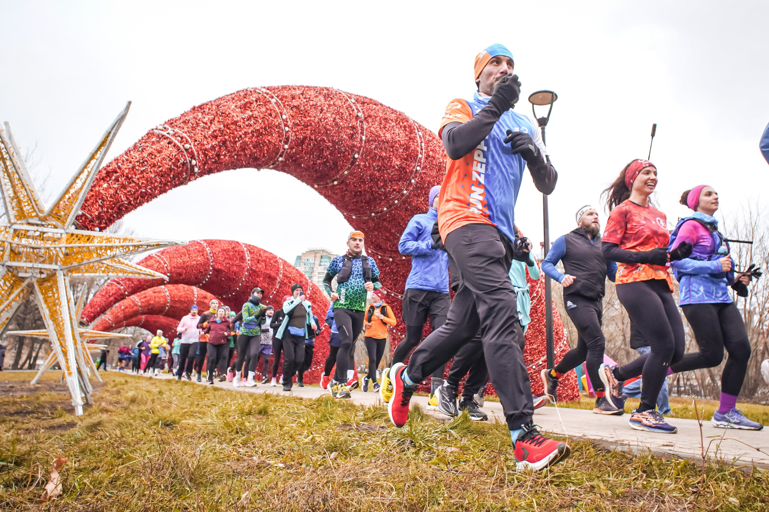 #марафонудома #яuzarun 2024 2-я петля, группа 6:30. Роман Капилюшов. Бег. Фото. Видео. г. Люберцы