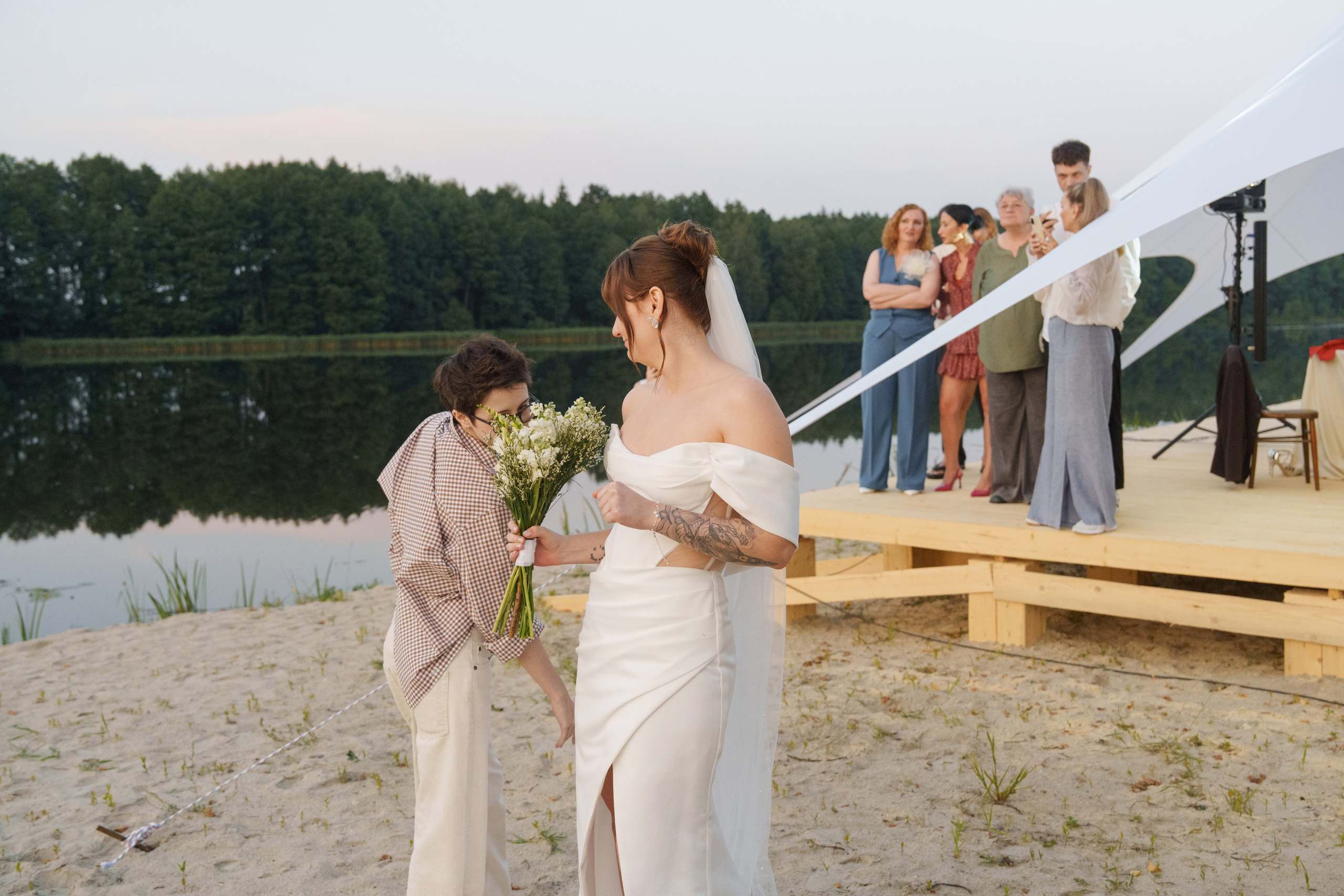 Михаил и Ольга (банкетная часть г. Брянск). Свадебный и репортажный фотограф Элина Козырьянова