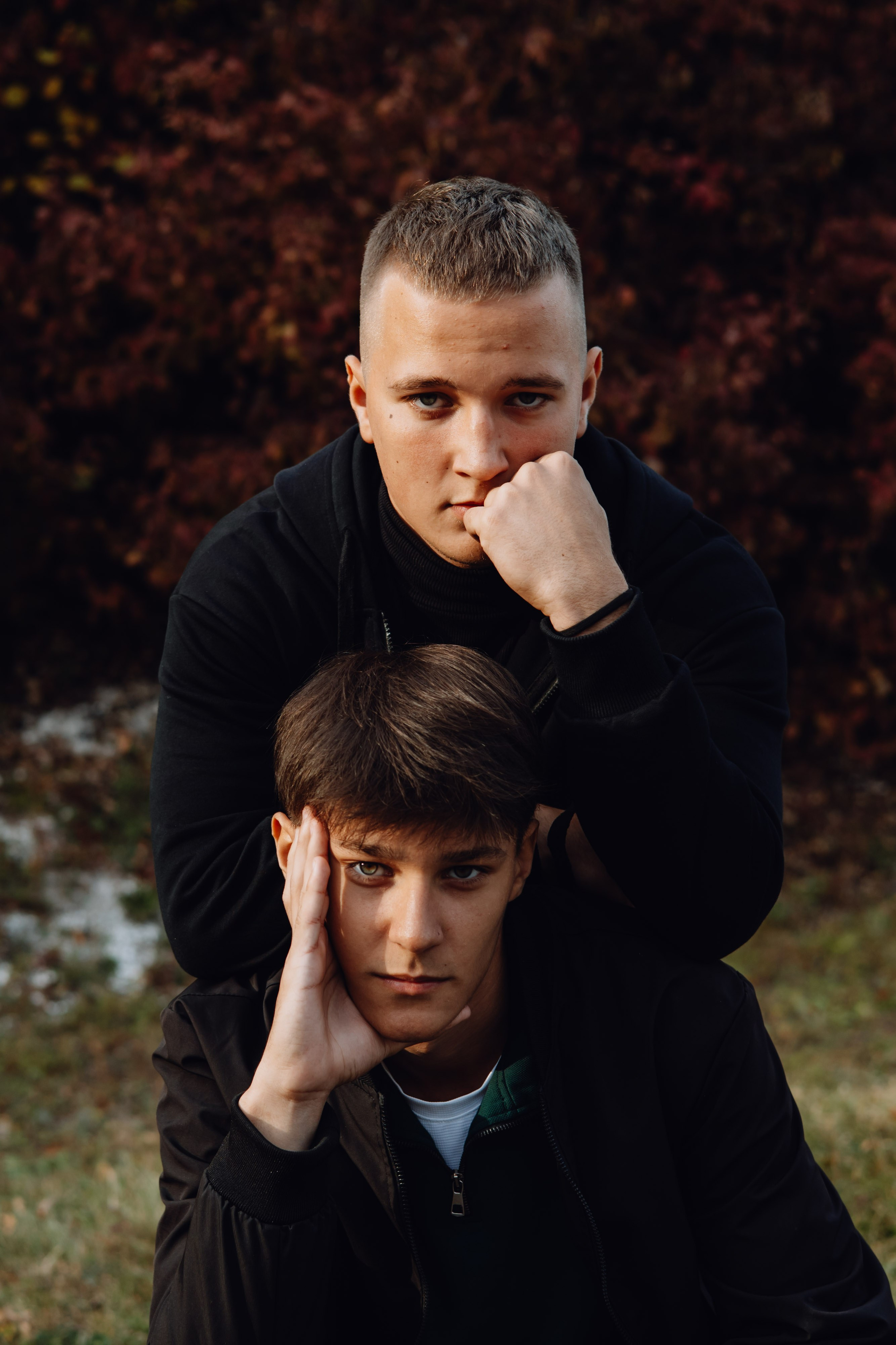 Школьные альбомы в Чернянке. Фотограф Максим Никонов