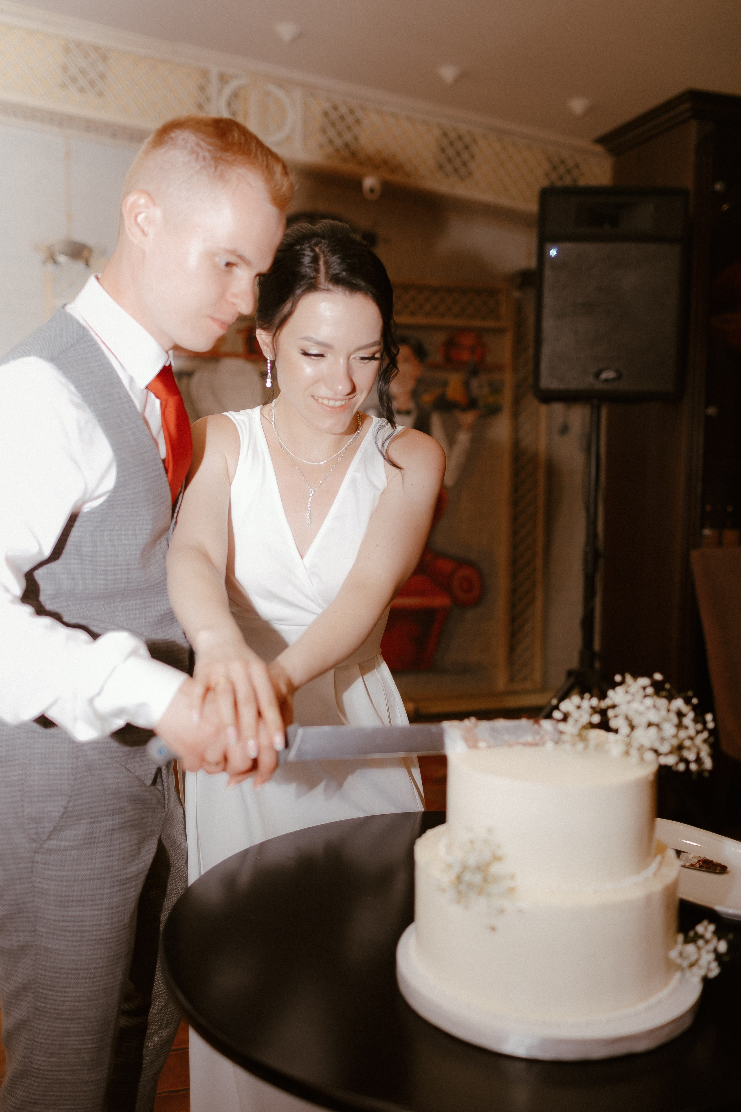 Съемка пары в отеле, на природе, в городе. Свадебный и репортажный фотограф в Ярославле и Санкт-Петербурге Роман Микрюков