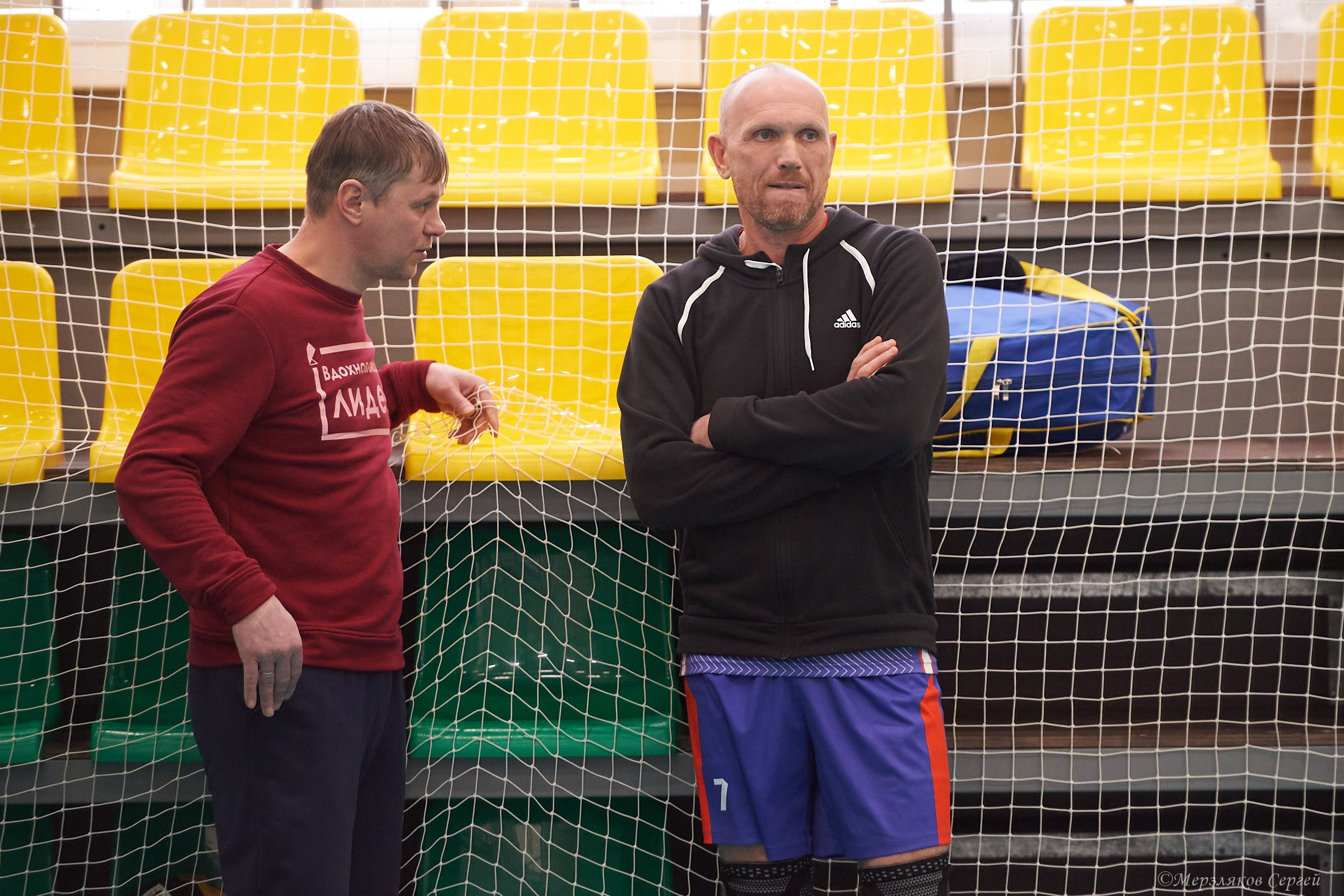 Новогодний волейбольный турнир. Ижевск. 16.12.23. Спортивный репортажный фотограф в Ижевске Сергей Мерзляков