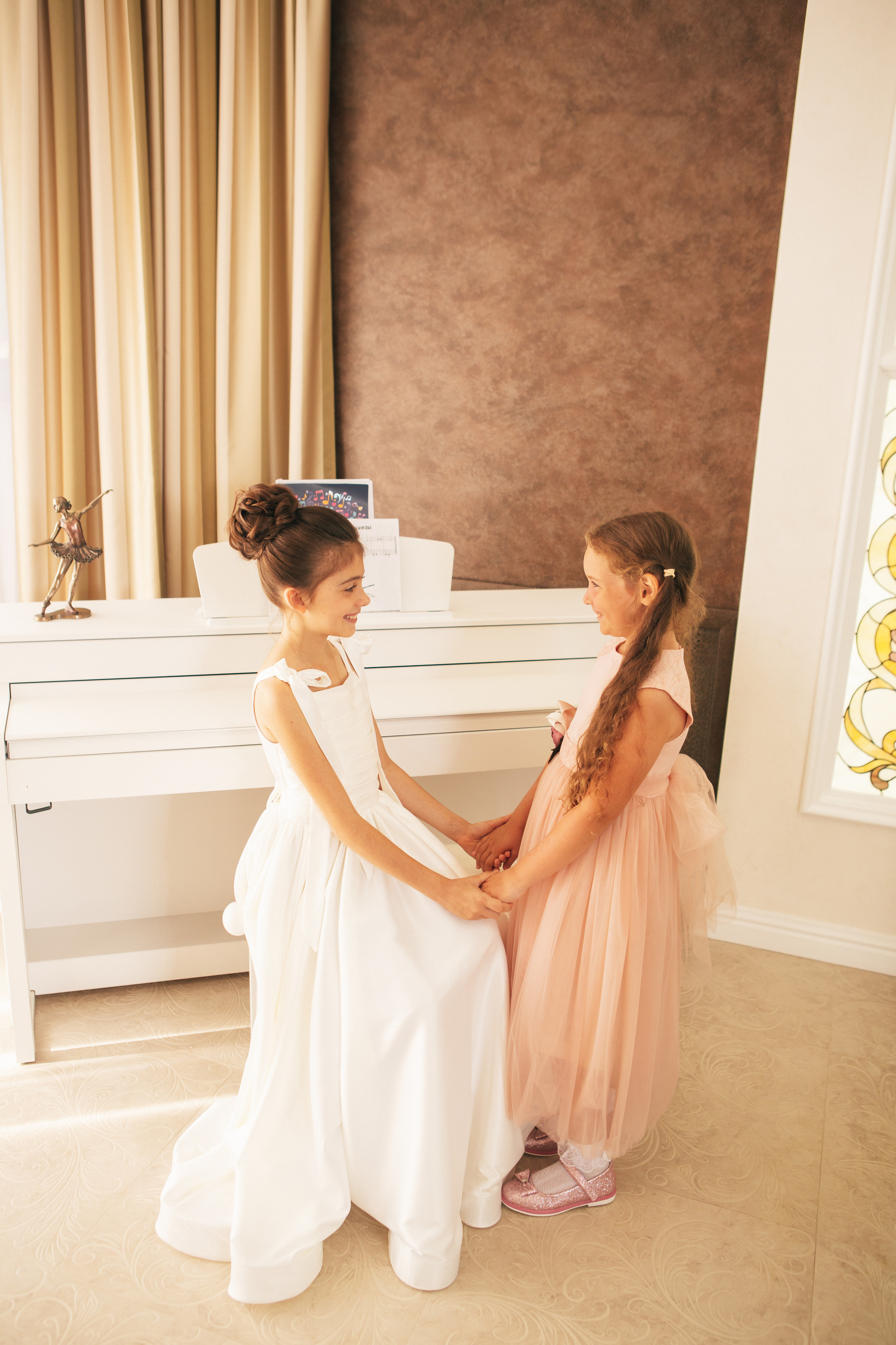 В ожиданнии молодоженов. Фотограф в Оренбурге. Профессиональный фотограф