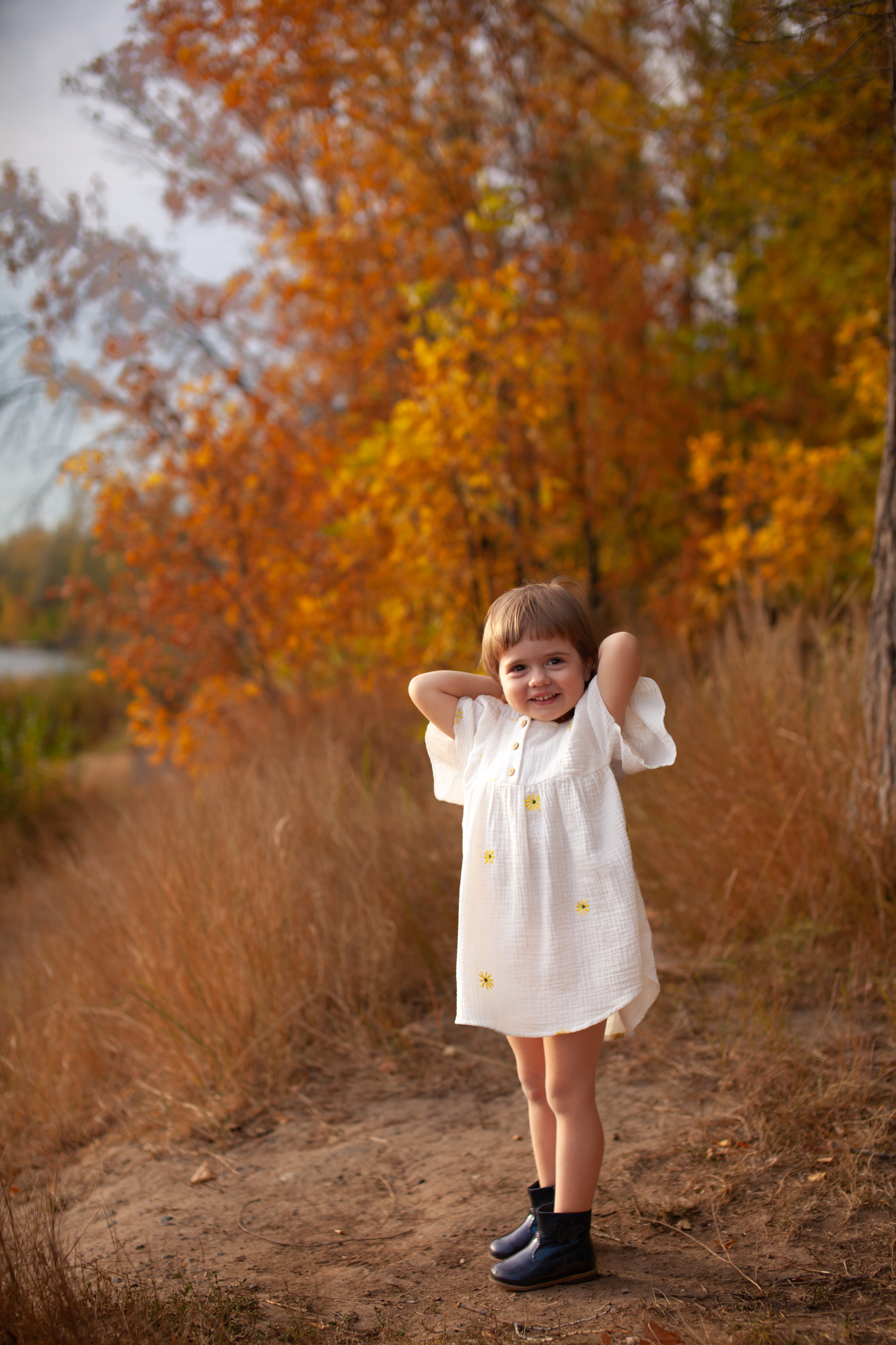 Осенняя прогулка Софы. Фотограф в Оренбурге. Профессиональный фотограф