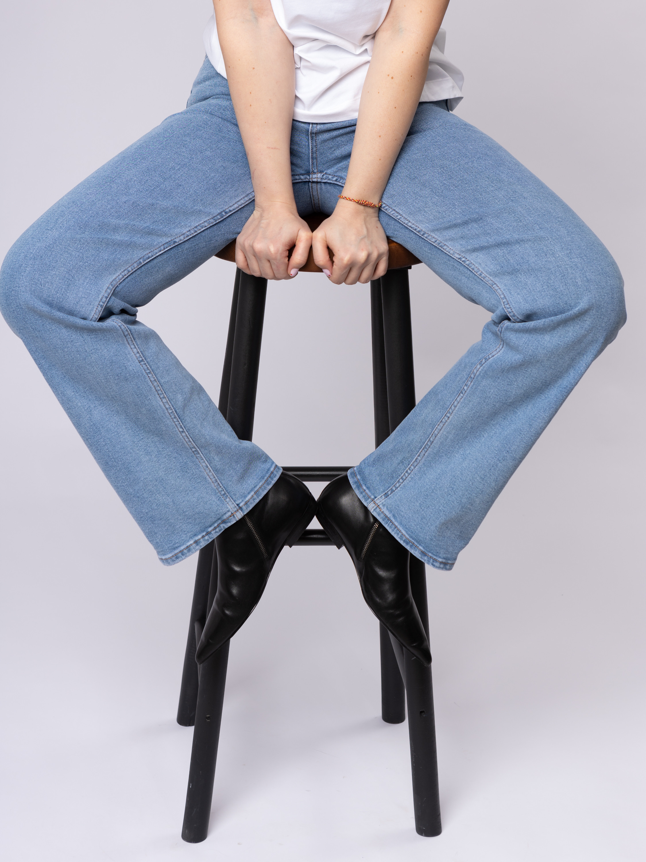 Съемка джинс для маркетплейсов. Фотограф в Оренбурге. Профессиональный фотограф