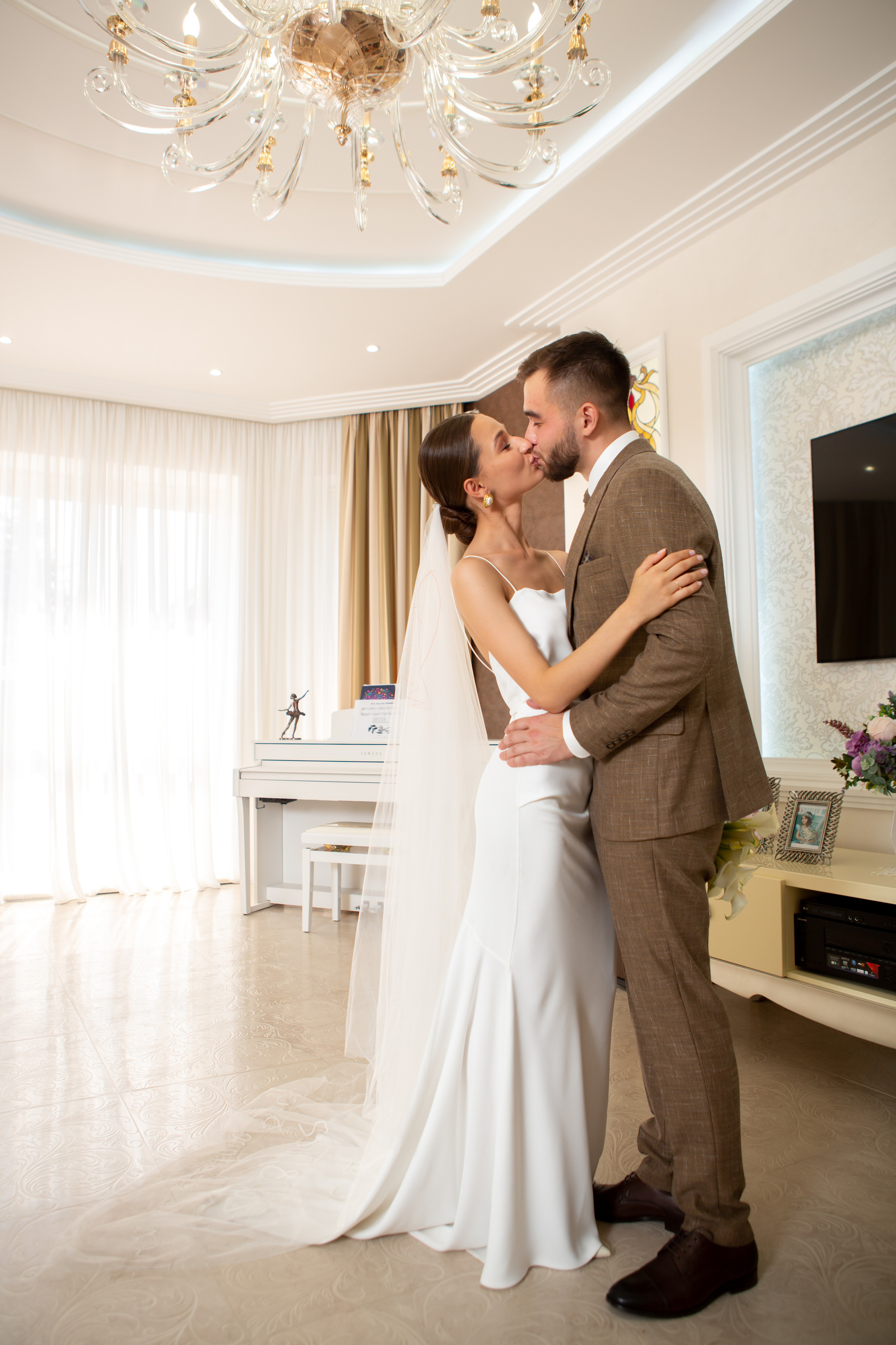 В ожиданнии молодоженов. Фотограф в Оренбурге. Профессиональный фотограф