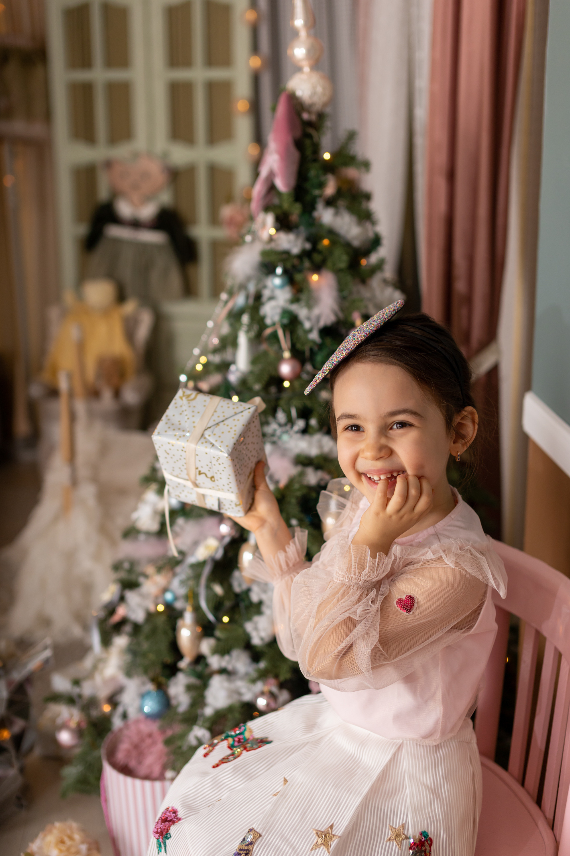 Новогодняя фотосессия Софии. Фотограф в Оренбурге. Профессиональный фотограф