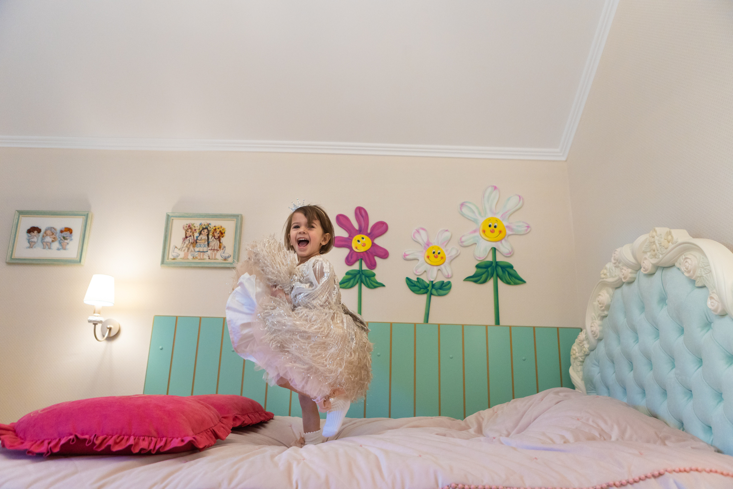 Домашняя фотосессия Катюшки. Фотограф в Оренбурге. Профессиональный фотограф