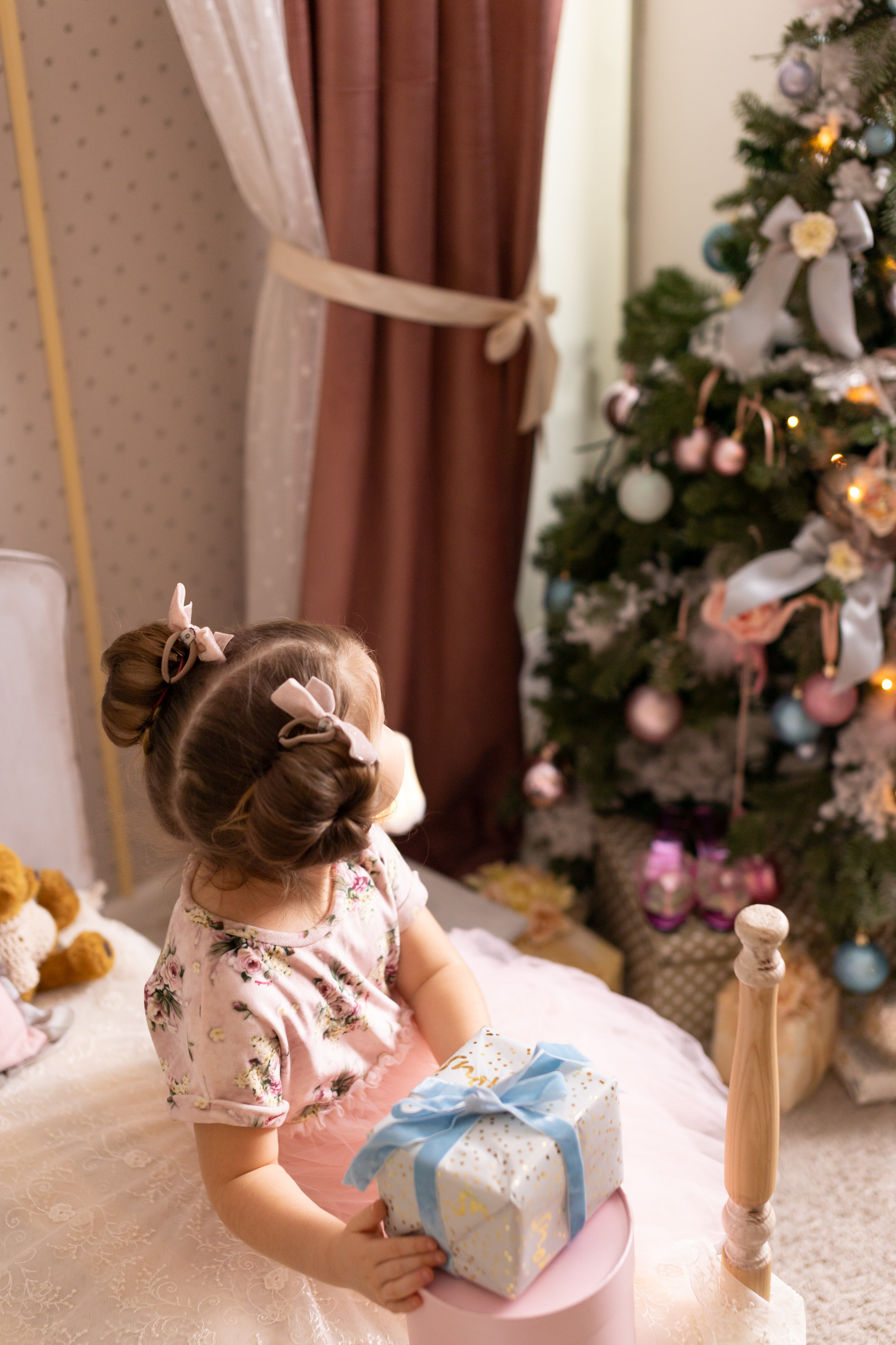 Детская новогодняя фотосессия. Фотограф в Оренбурге. Профессиональный фотограф