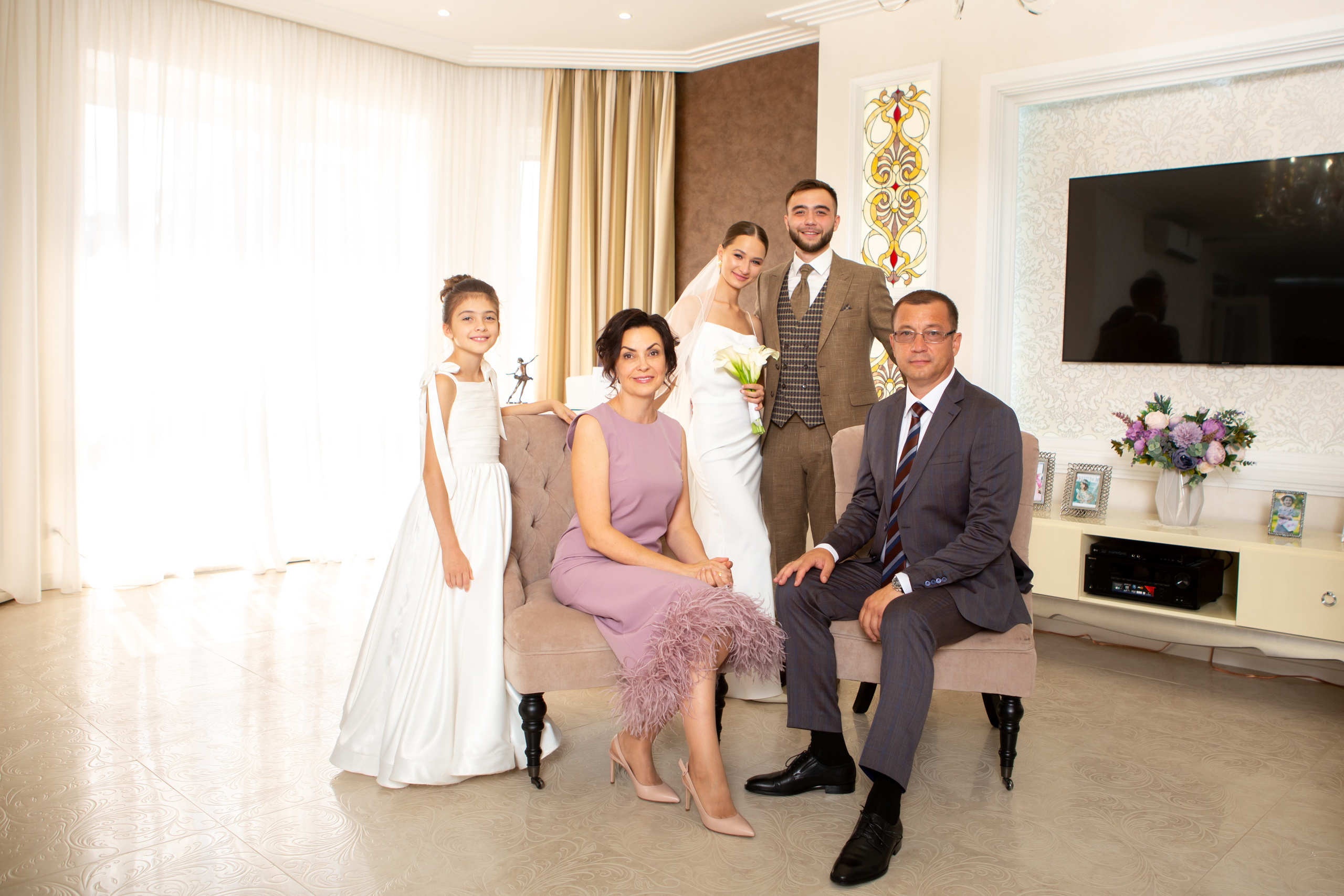 В ожиданнии молодоженов. Фотограф в Оренбурге. Профессиональный фотограф