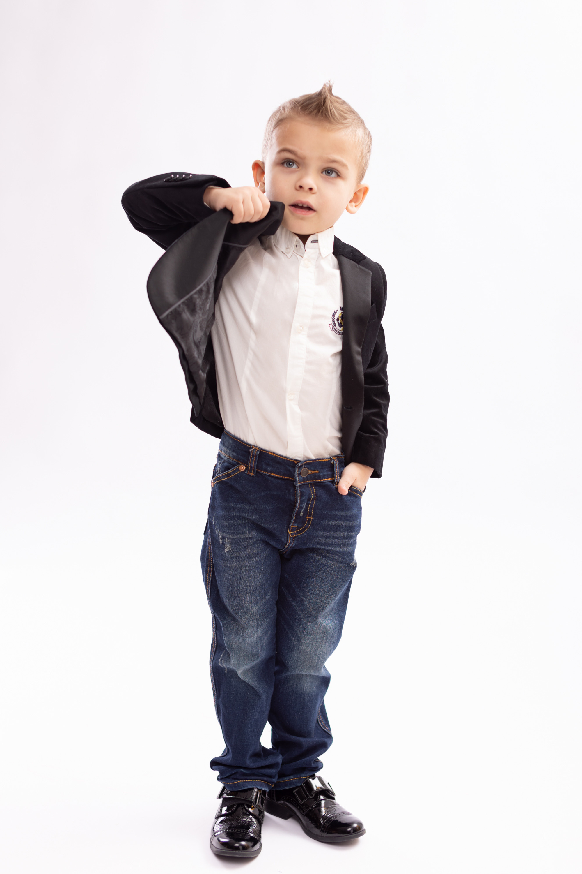 Семейная новогодняя фотосессия. Фотограф в Оренбурге. Профессиональный фотограф