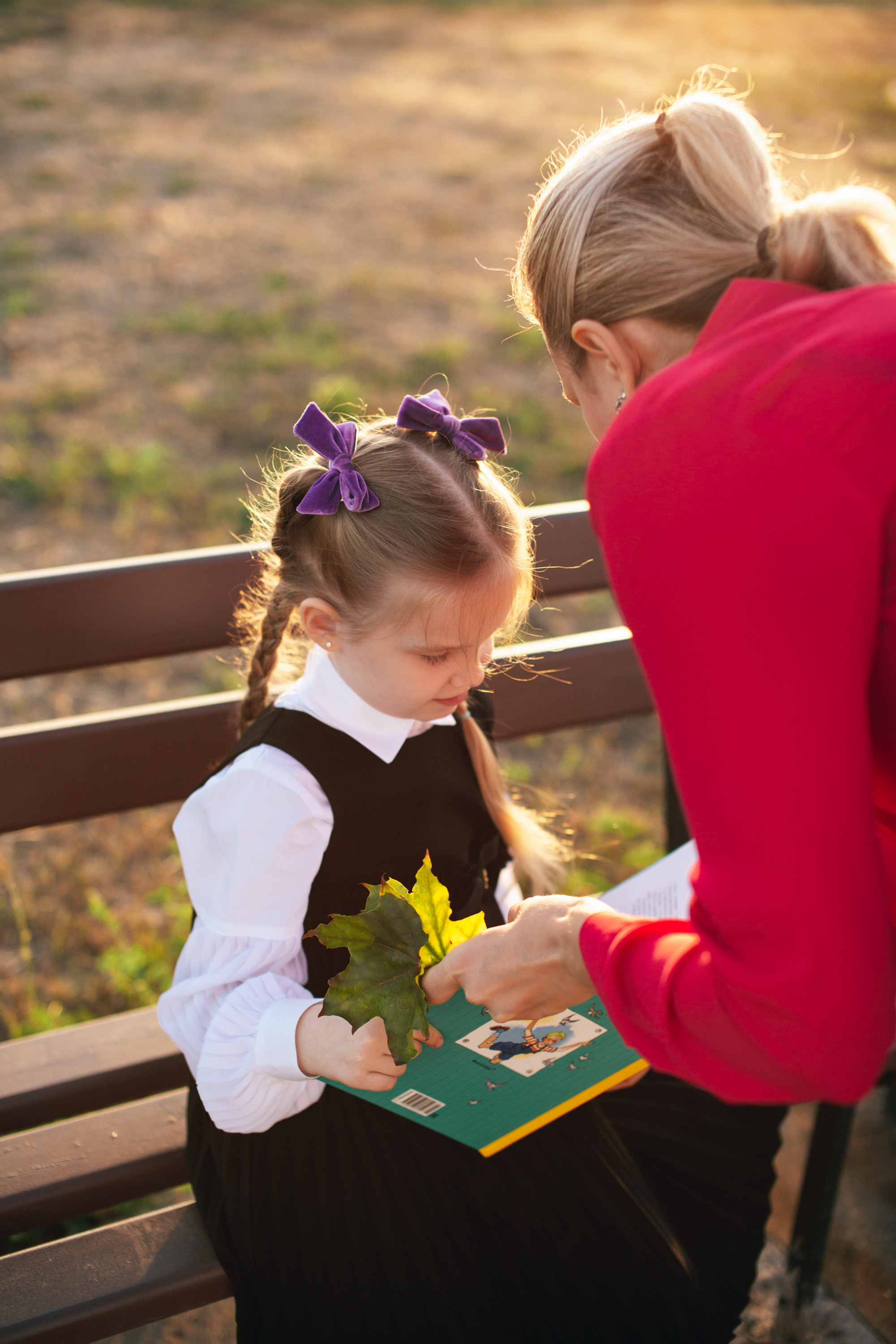 Маша идёт в школу. Фотограф в Оренбурге. Профессиональный фотограф
