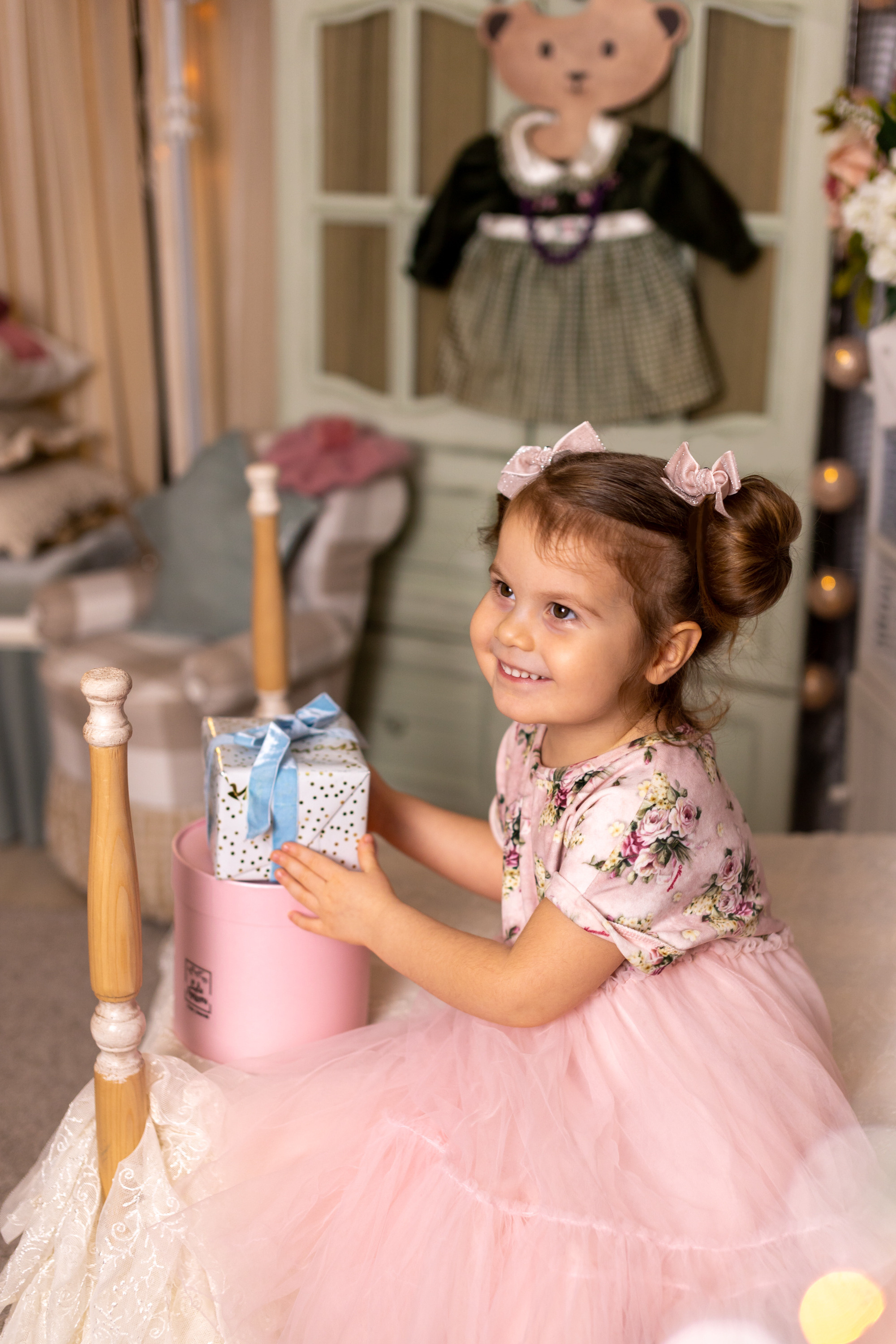 Детская новогодняя фотосессия. Фотограф в Оренбурге. Профессиональный фотограф