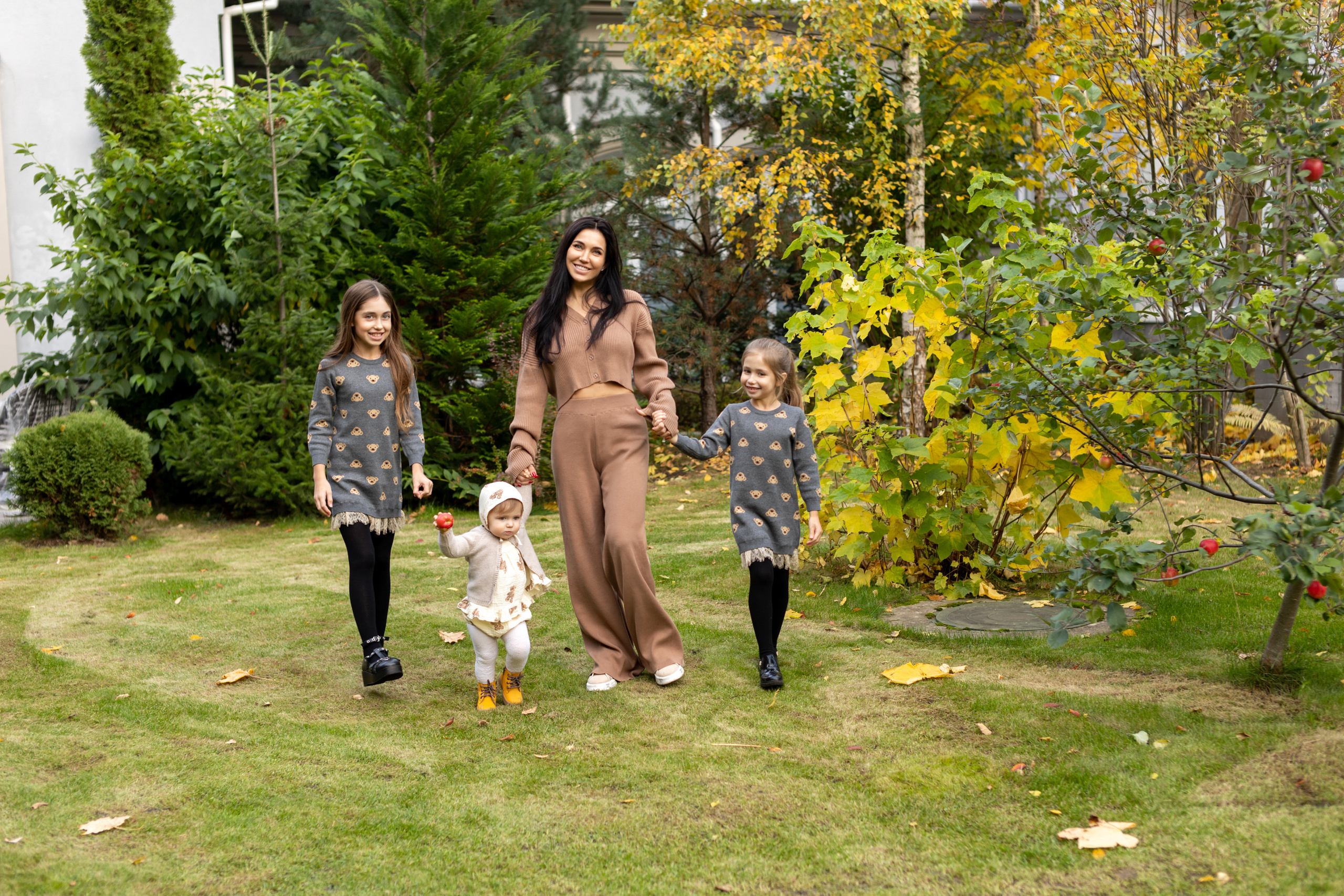 Домашняя семейная фотосессия. Фотограф в Оренбурге. Профессиональный фотограф