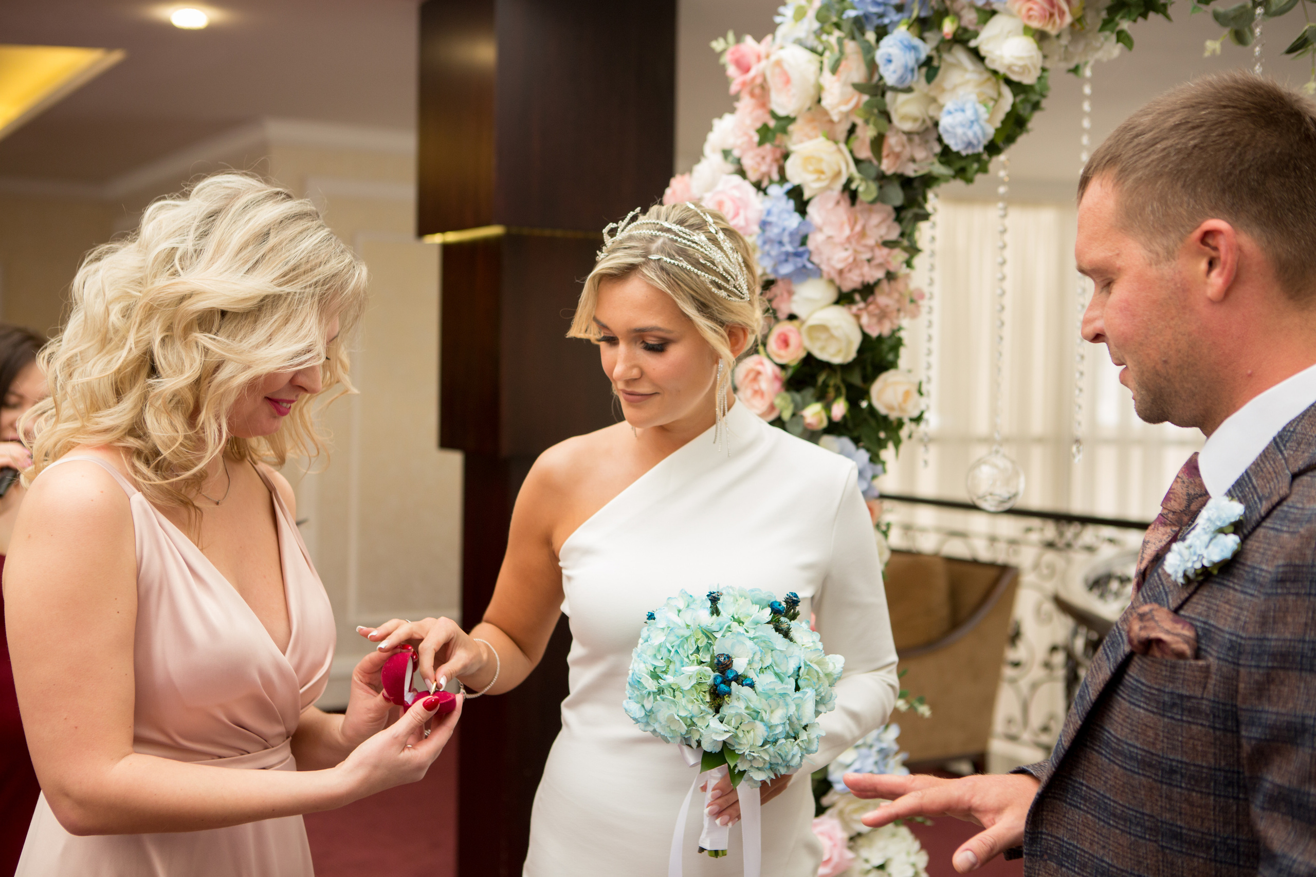 Свадьба Александра и Эли. Фотограф в Оренбурге. Профессиональный фотограф