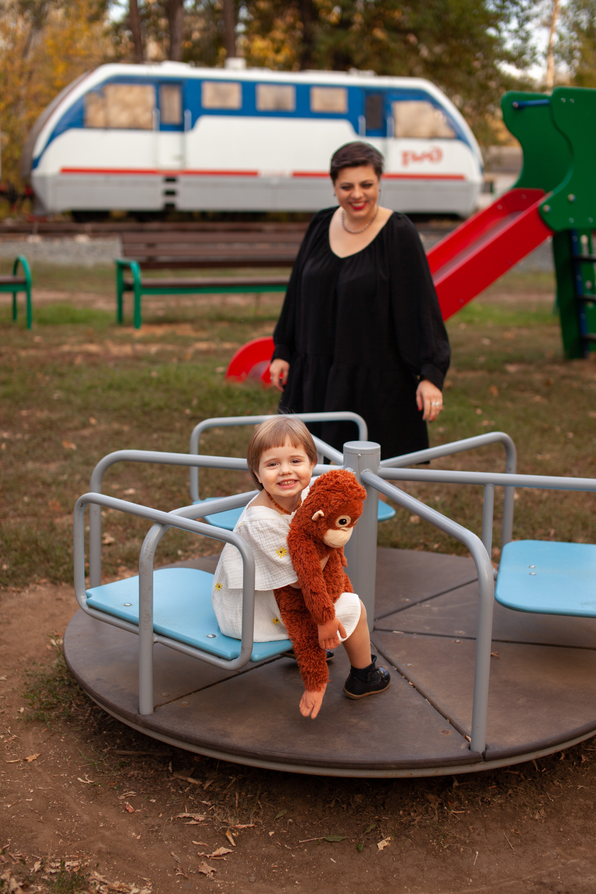 Осенняя прогулка Софы. Фотограф в Оренбурге. Профессиональный фотограф
