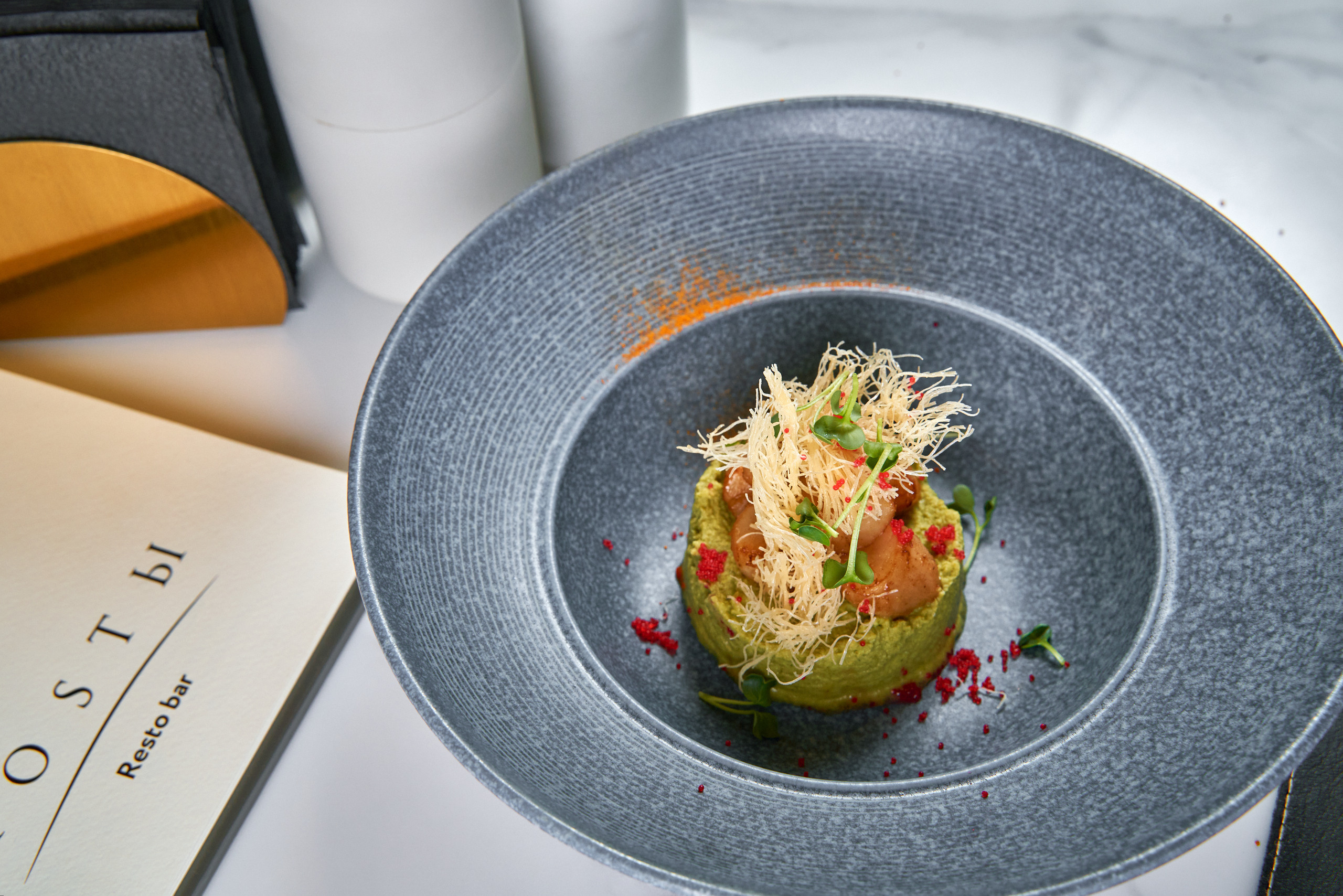 Рестро бар «Мосты». Фотограф новорожденных во Владивостоке Ромашко Виктория