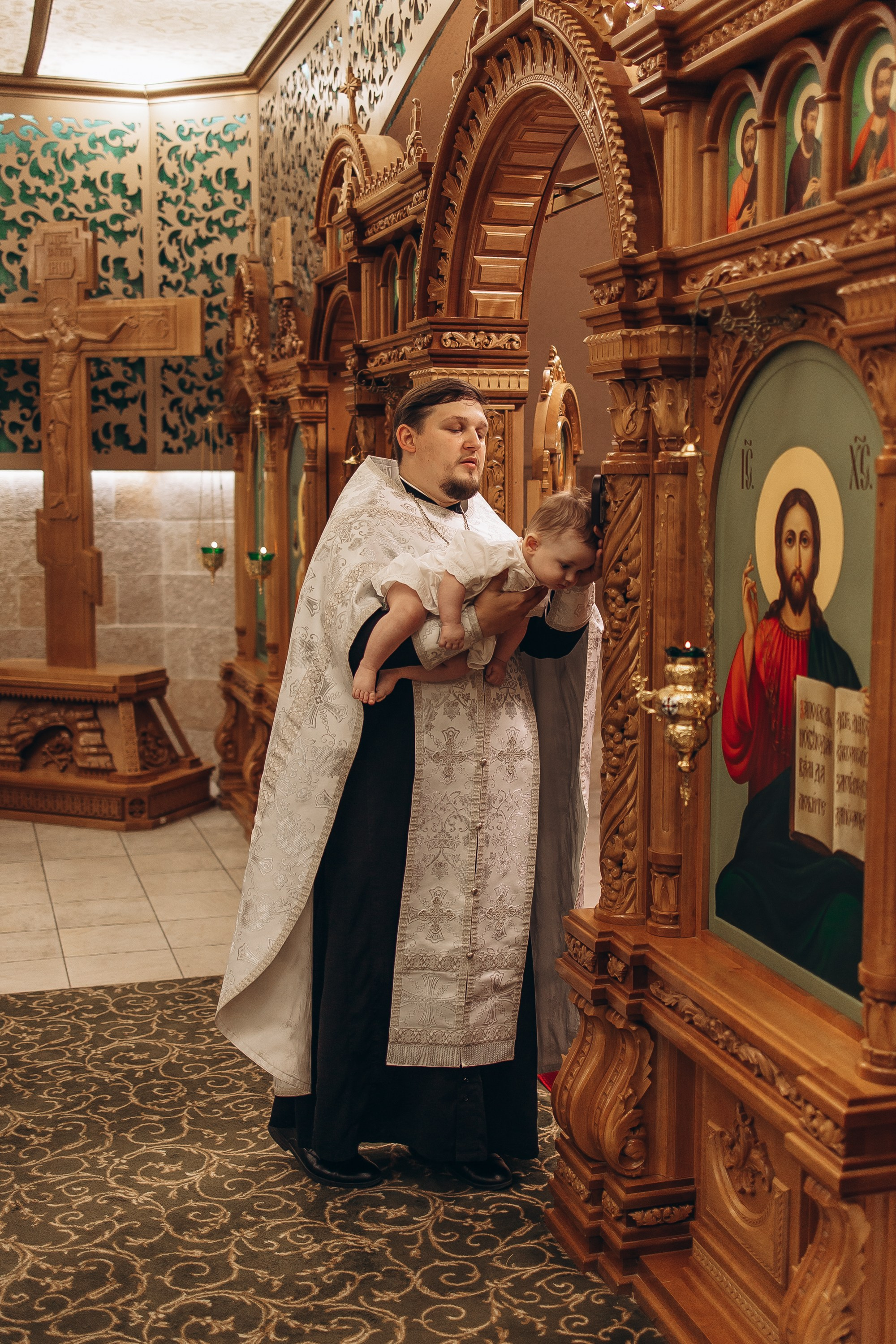 Таинство Крещения Михаила. Семейный фотограф в Краснодаре Храмова Анна