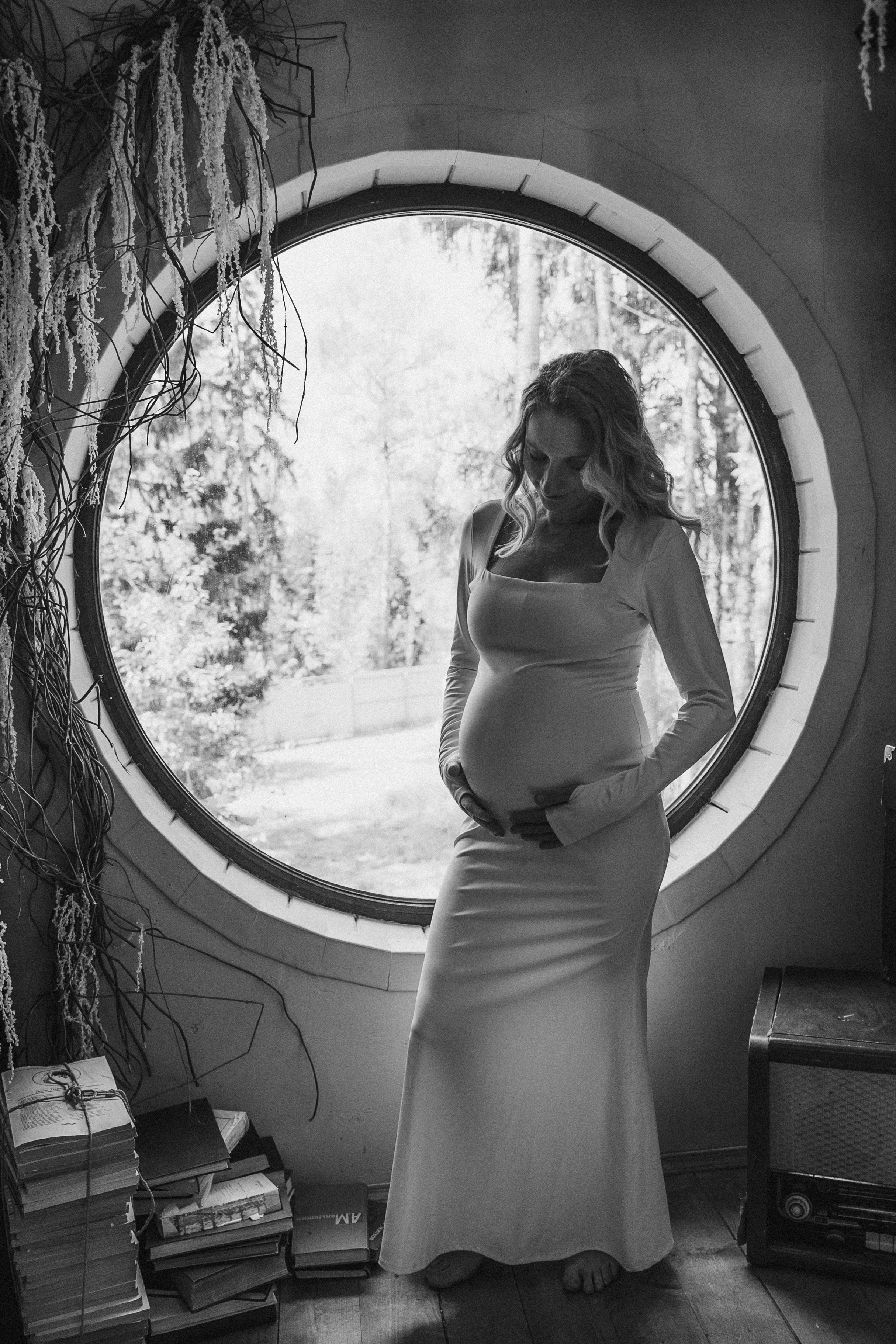 На заброшенном чердаке. Гаврилова Настя семейный фотограф lifestyle в Москве