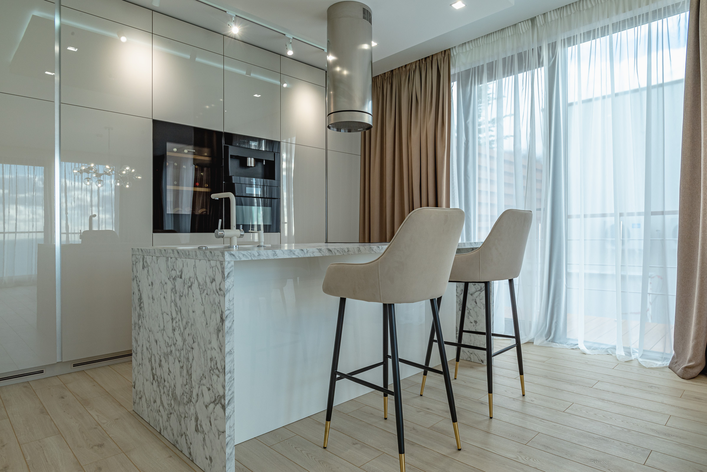 Съемка двухэтажного коттеджа в пгт. Парковое для портфолио. Фотограф интерьеров Фотосъемка рекламы в Ялте и по Крыму