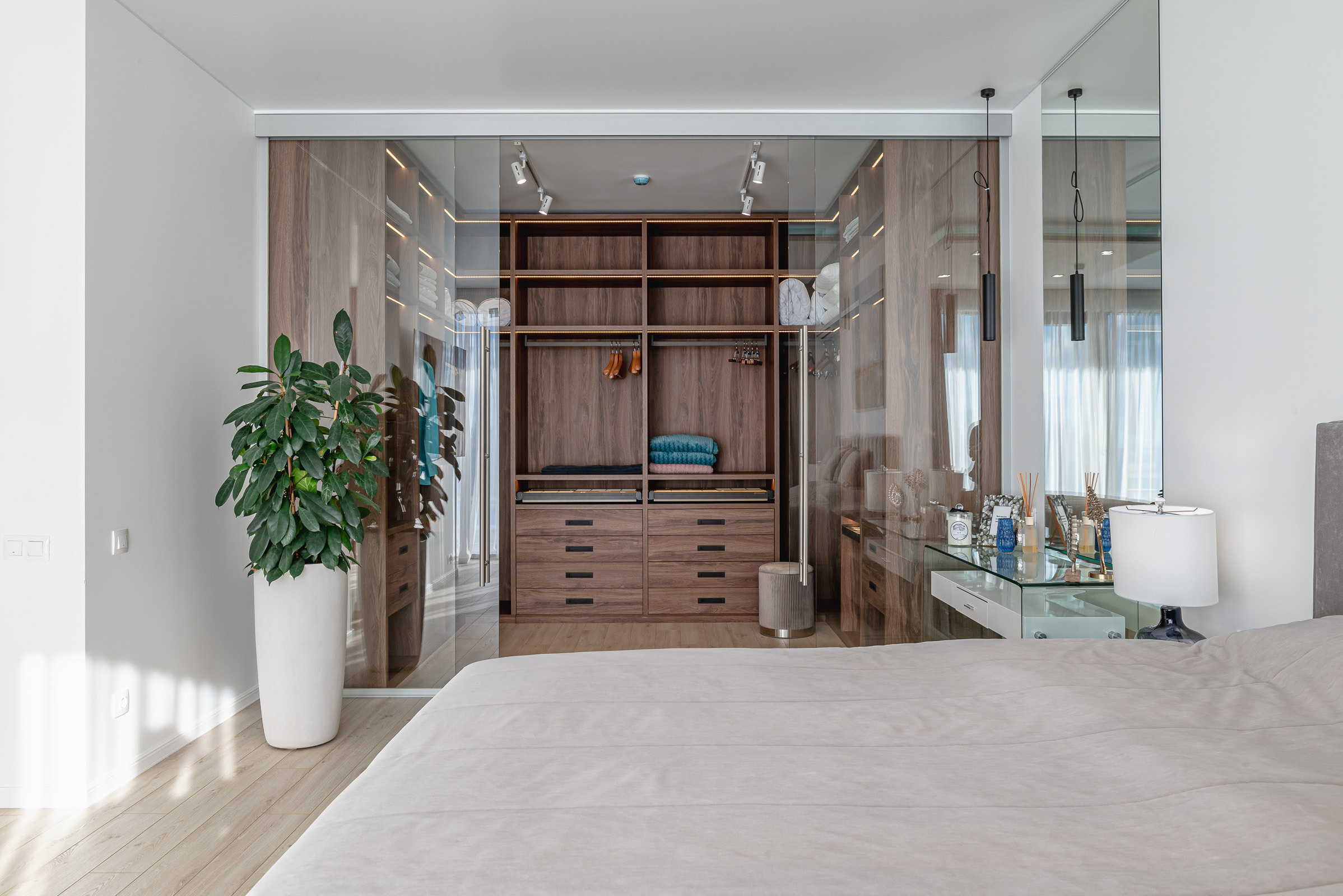 Съемка двухэтажного коттеджа в пгт. Парковое для портфолио. Фотограф интерьеров Фотосъемка рекламы в Ялте и по Крыму