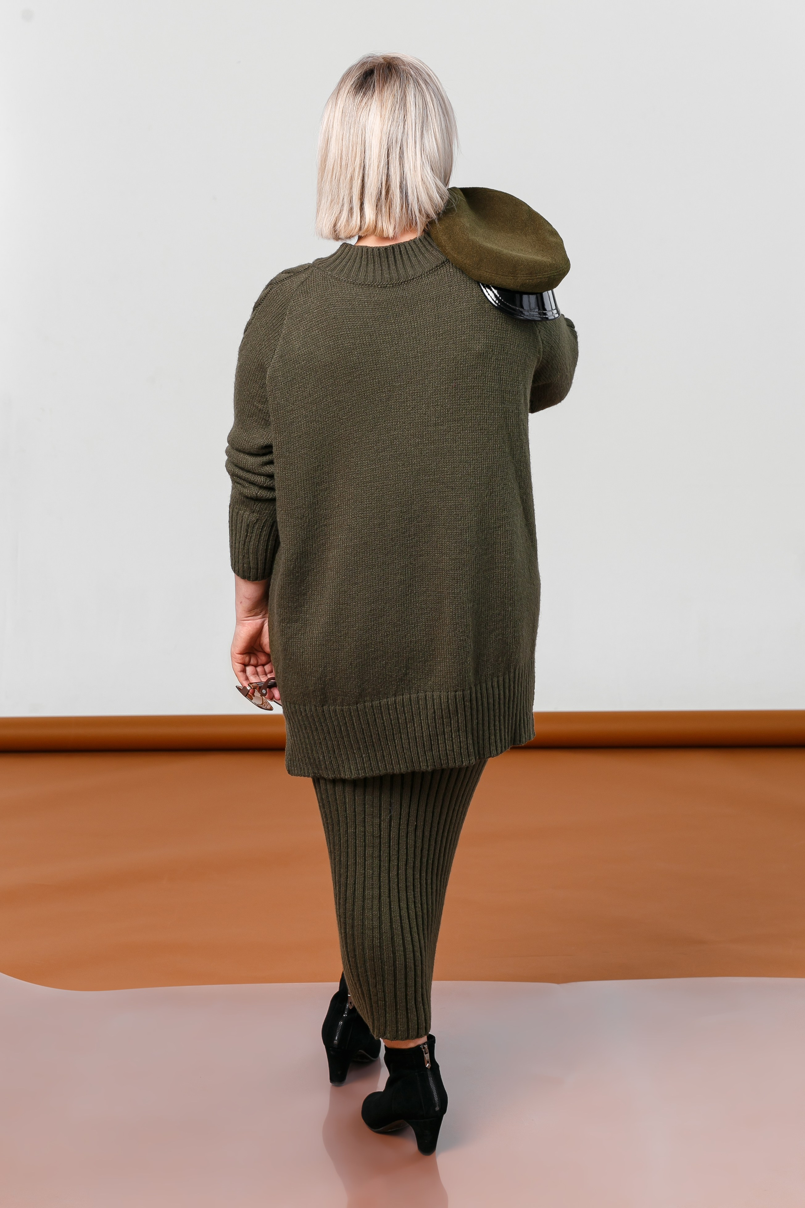 Для каталога\ студия MAIN\ Добролюбова 31 к12а\ зал ДЮНА. Фотограф в  г. Новосибирск