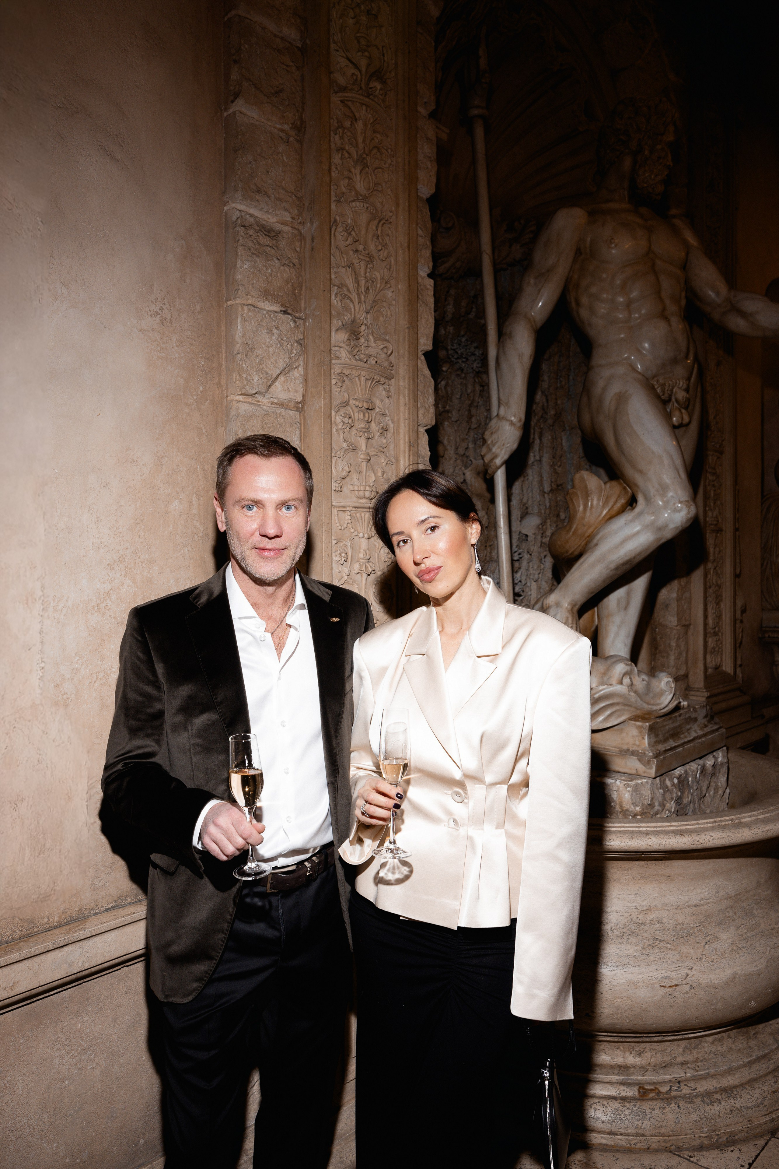 Светский репортаж. Главная